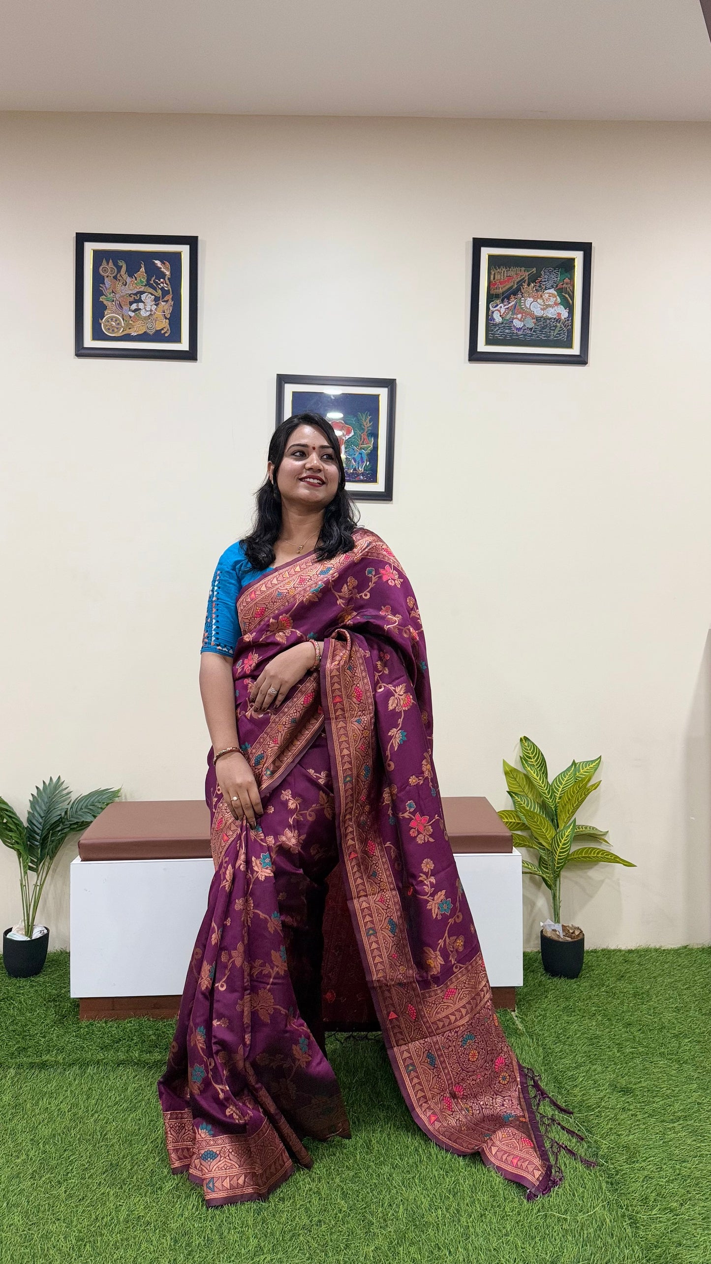 Banarasi Silk Woven Saree Floral Pattern code 296 289