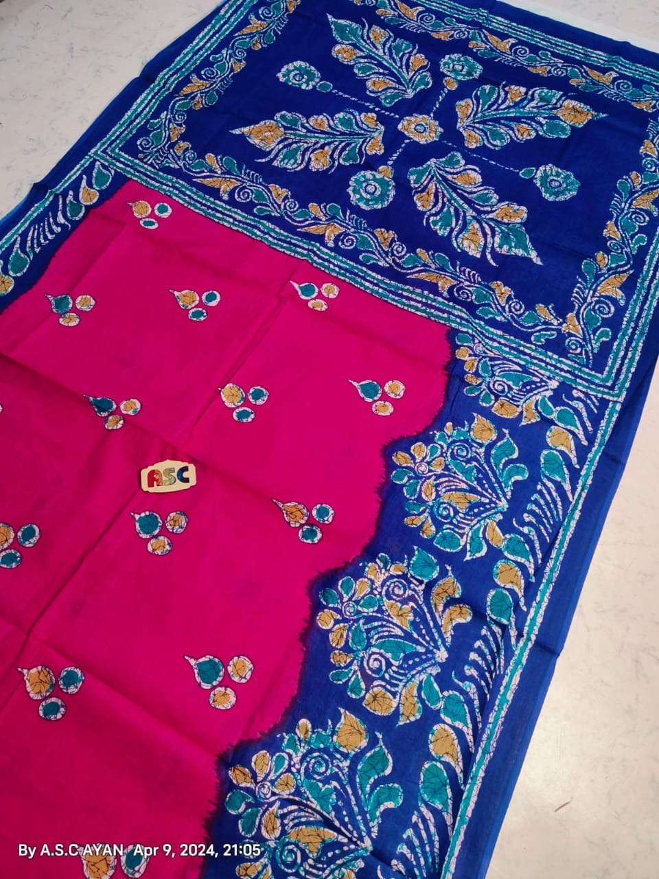 Chic Cotton: Hand-Printed Batik Sarees for Timeless Elegance