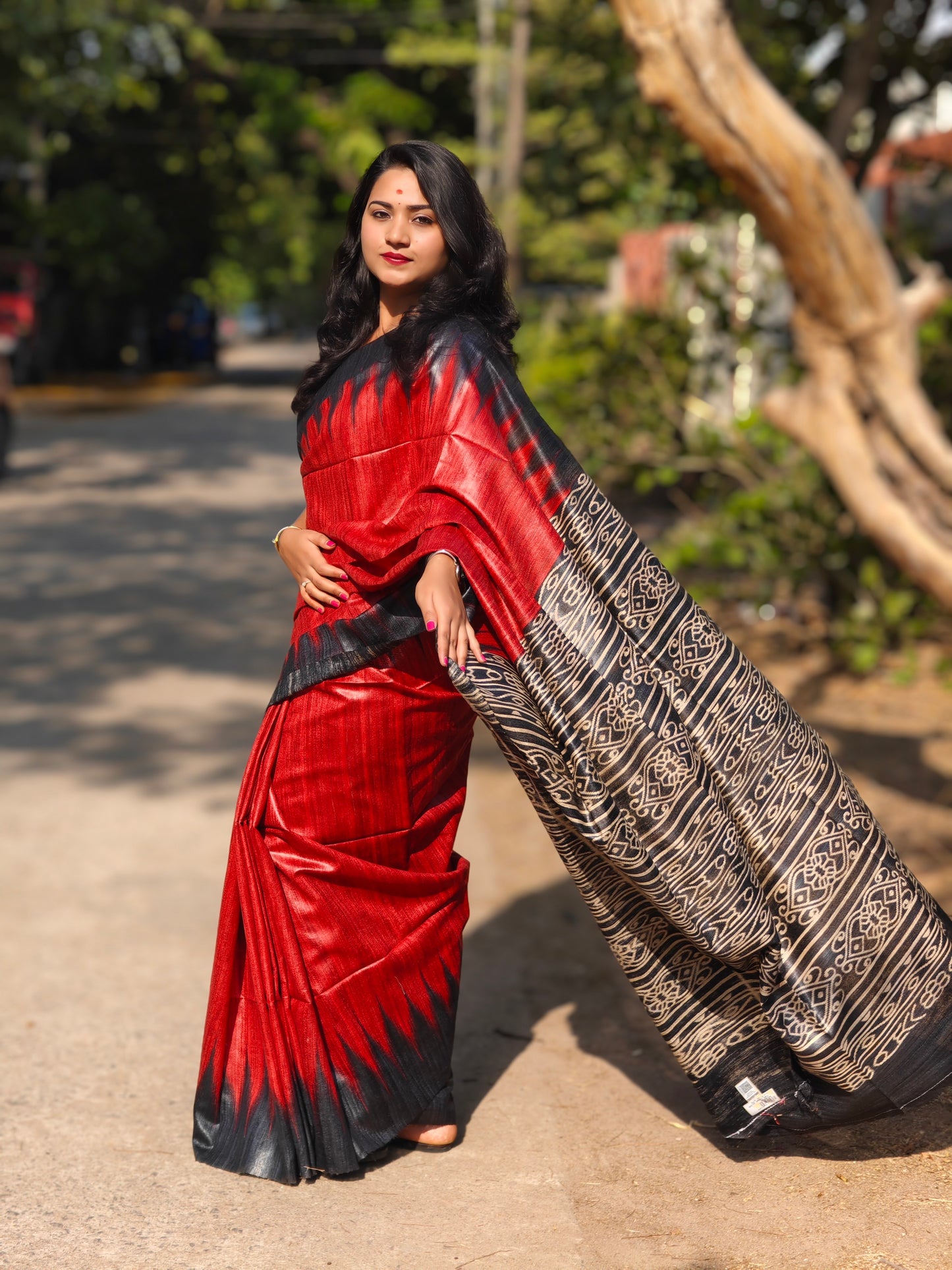 Handwoven Desi Tussar Ghicha Silk Saree for Women – Pure Silk with Blouse, Silk Mark Certified