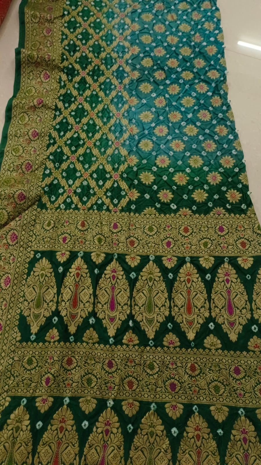 Banarasi Dupiyan Bandhani Saree