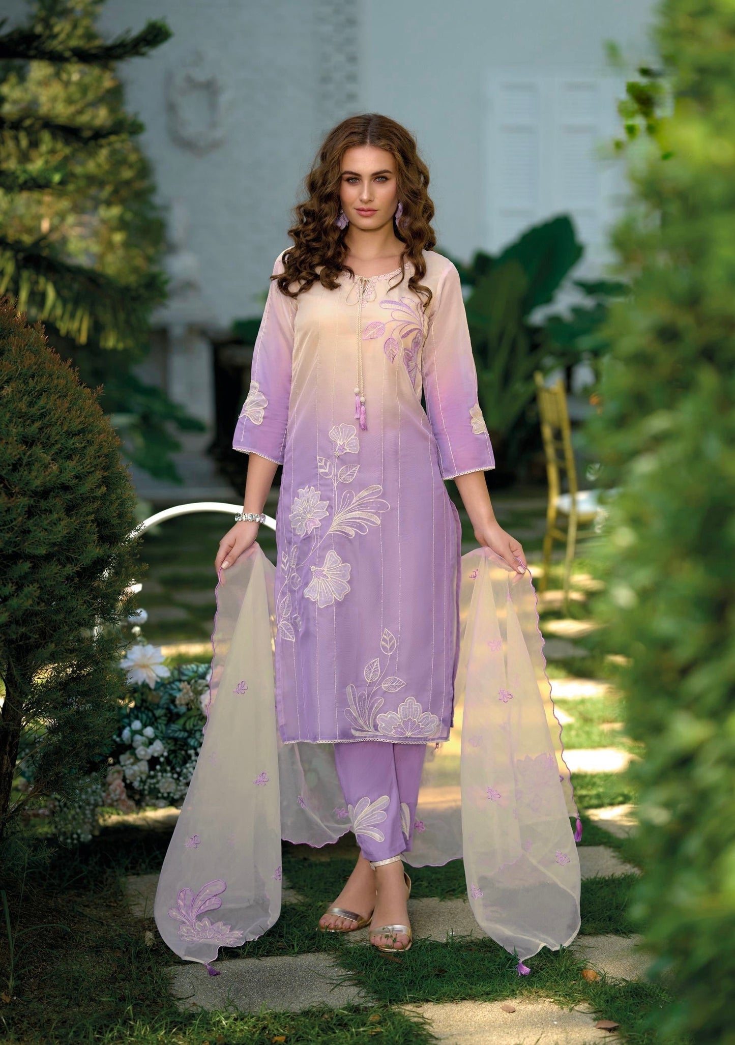 Pure Cotton Kurti Pant Set with Organza Dupatta, Thread and Applique Work – Women’s Summer Ethnic Wear