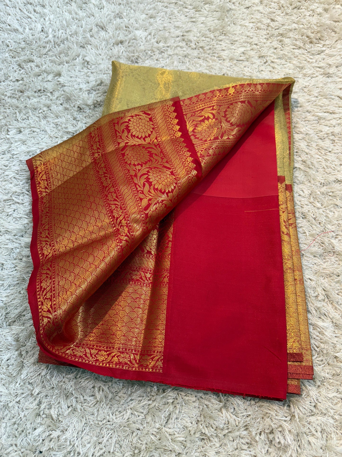 Banarasi Zari Tanchui Kanchipuram Soft Silk Saree