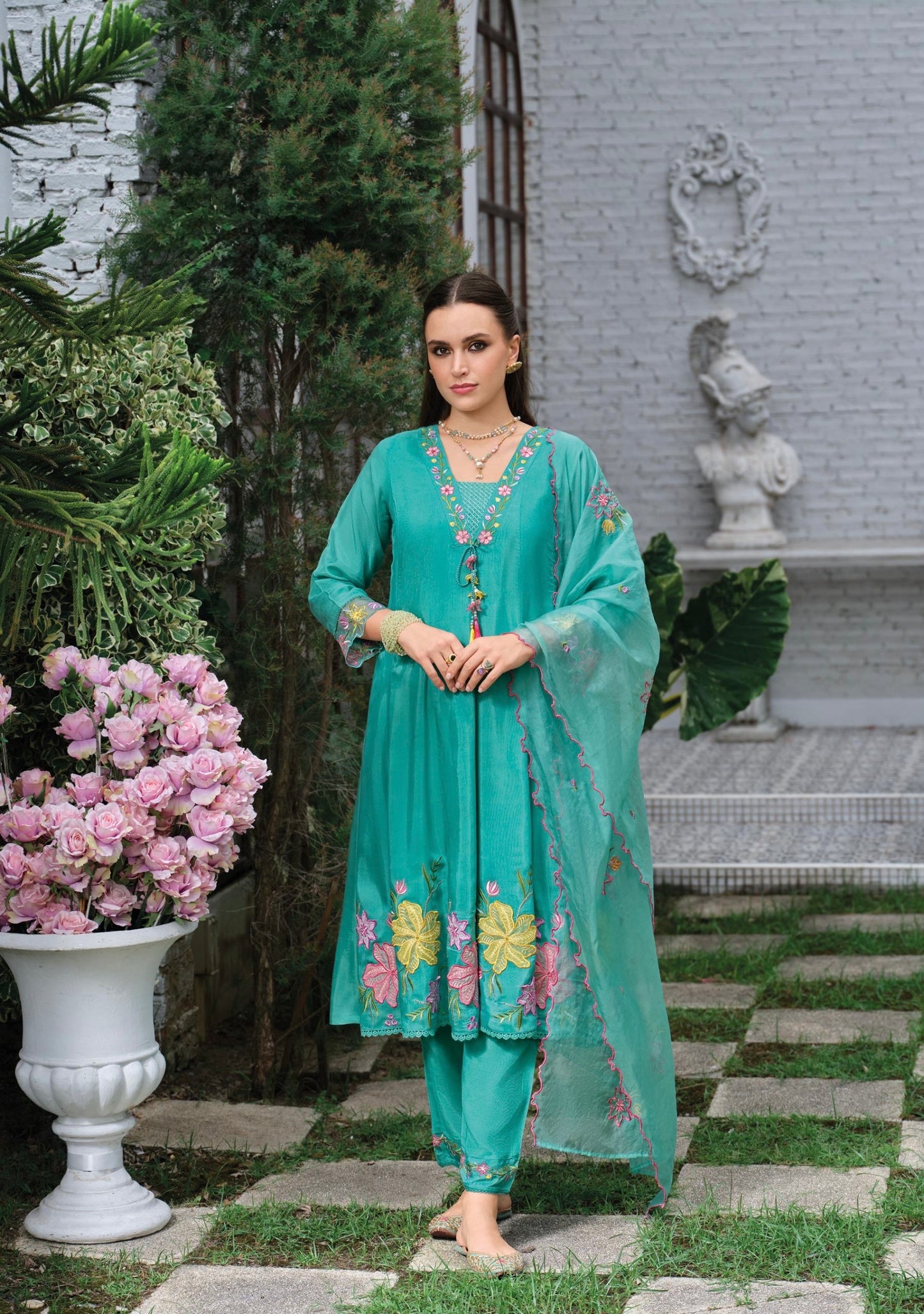 Pure Mul Chanderi Three-Piece Suit Set with Designer Thread and Handwork – Sizes XL and 2XL