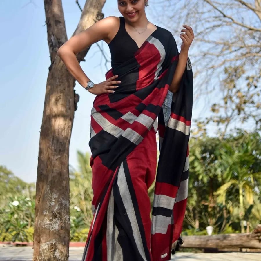 Newly Launched Rangoli Stripe Kaadi Saree