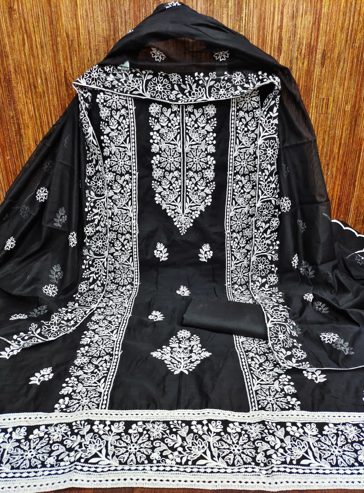 Roshni Heavy Modal Dress Material