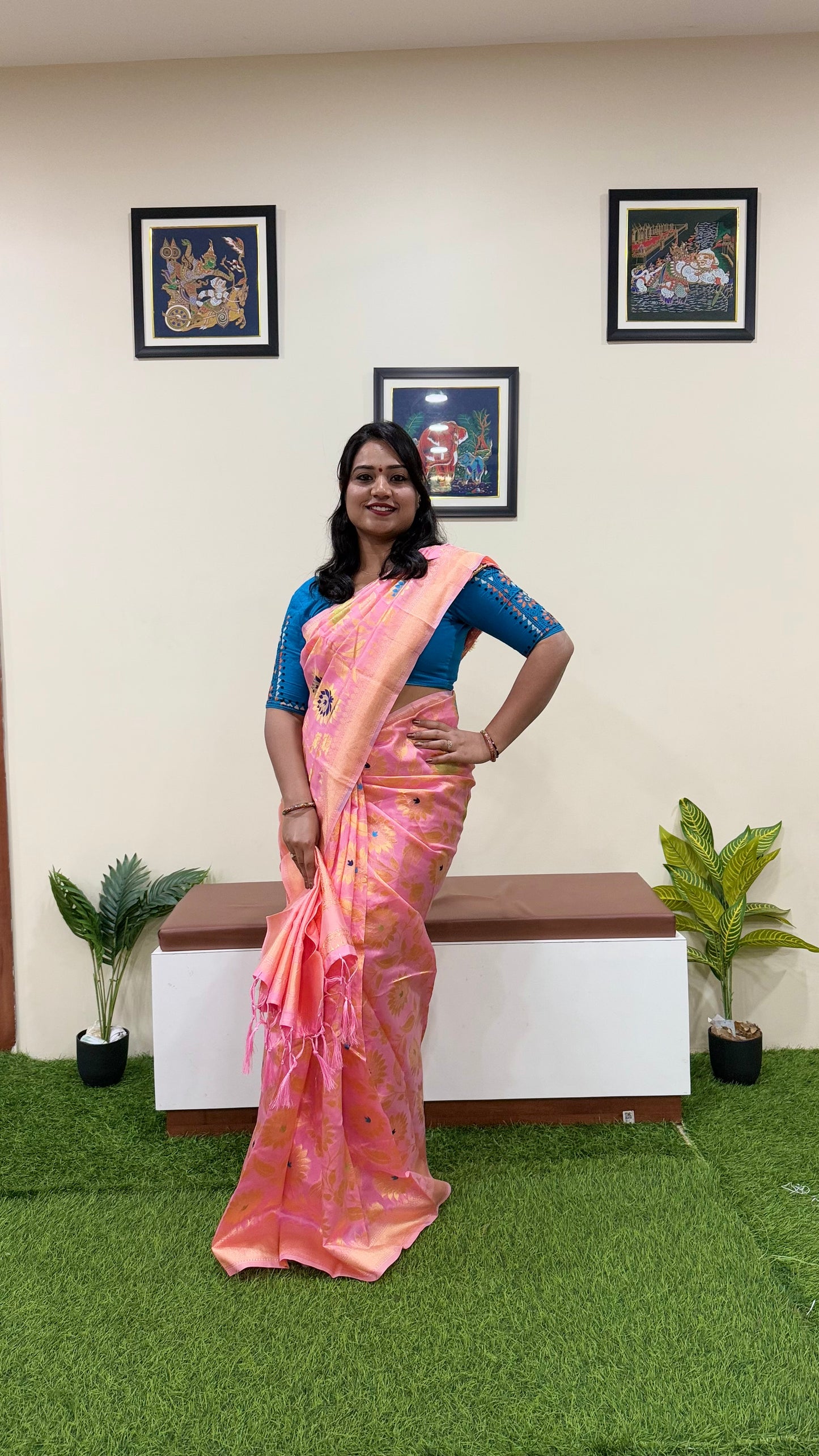 Semi Chanderi Woven Saree Code : 266