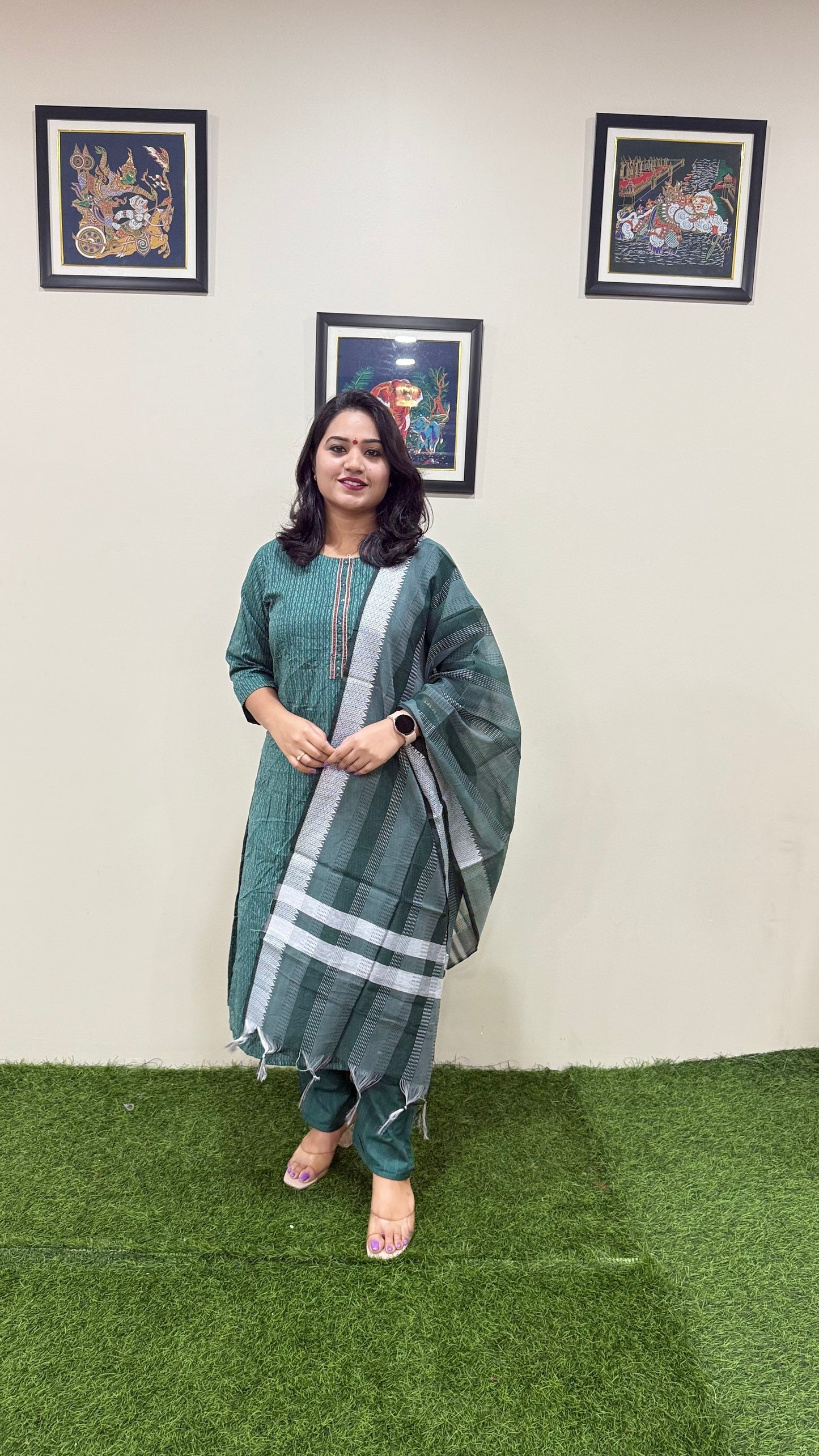 Graceful Weaves: Cotton Handloom Straight Cut Collection