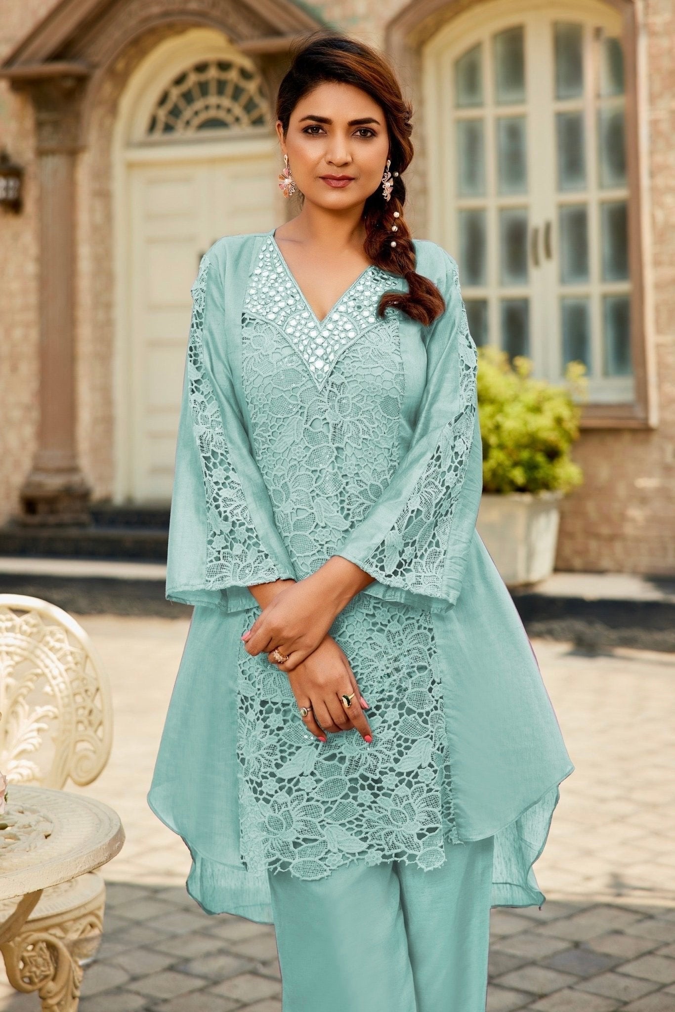 Linen Western Co-Ord Set for Women with Mirror Work and Cotton Lace