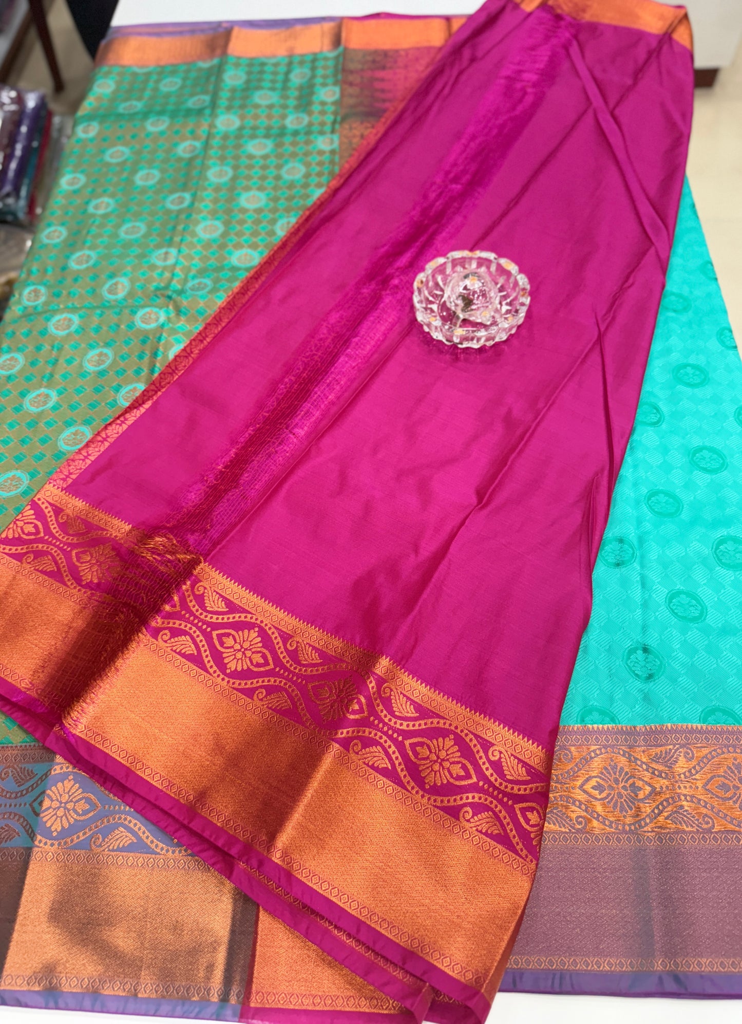 Soft Silk Saree with Traditional Zari Border and All-Over Weaving Design for Women