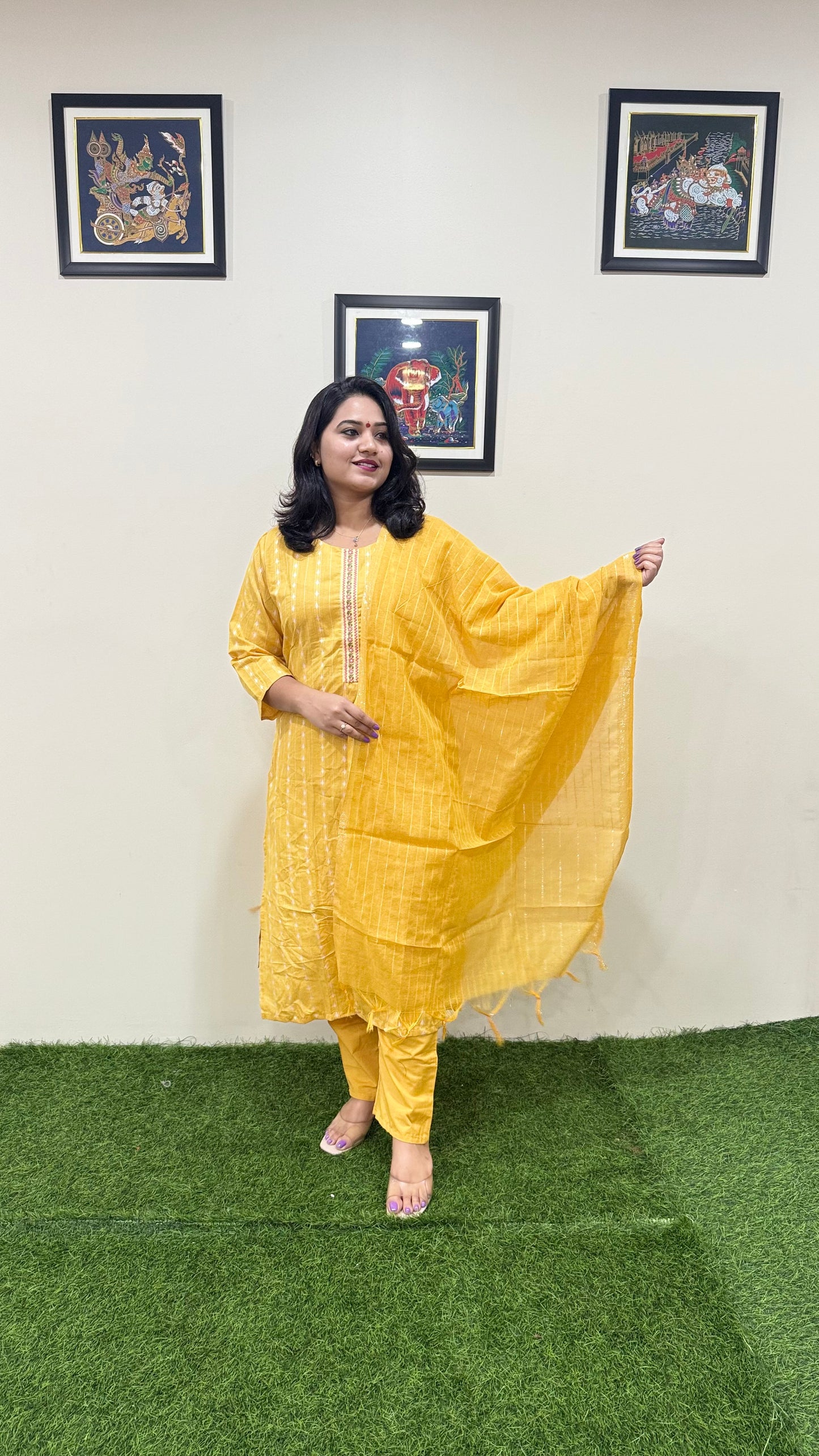 Graceful Weaves: Cotton Handloom Straight Cut Collection