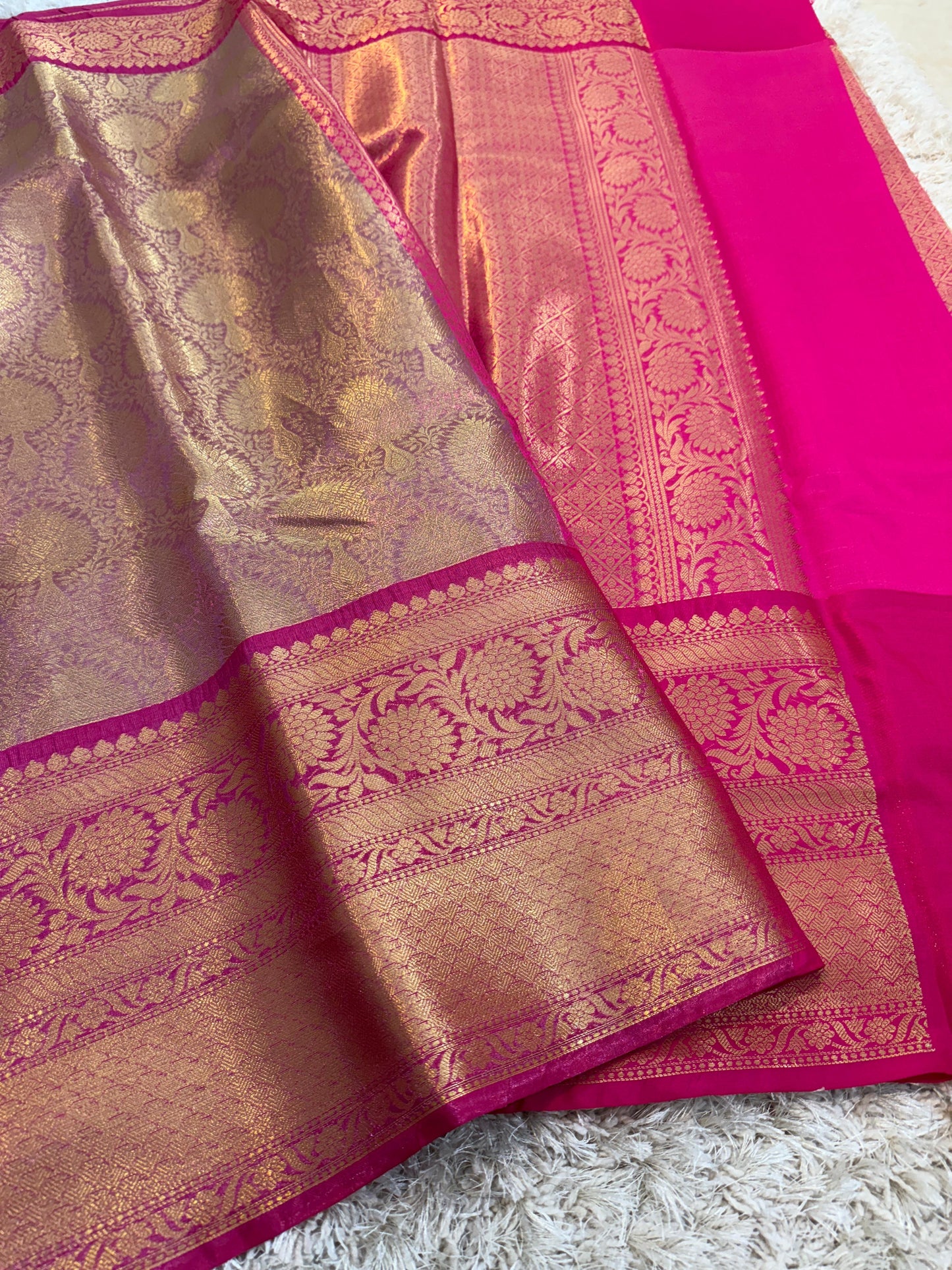 Banarasi Zari Tanchui Kanchipuram Soft Silk Saree