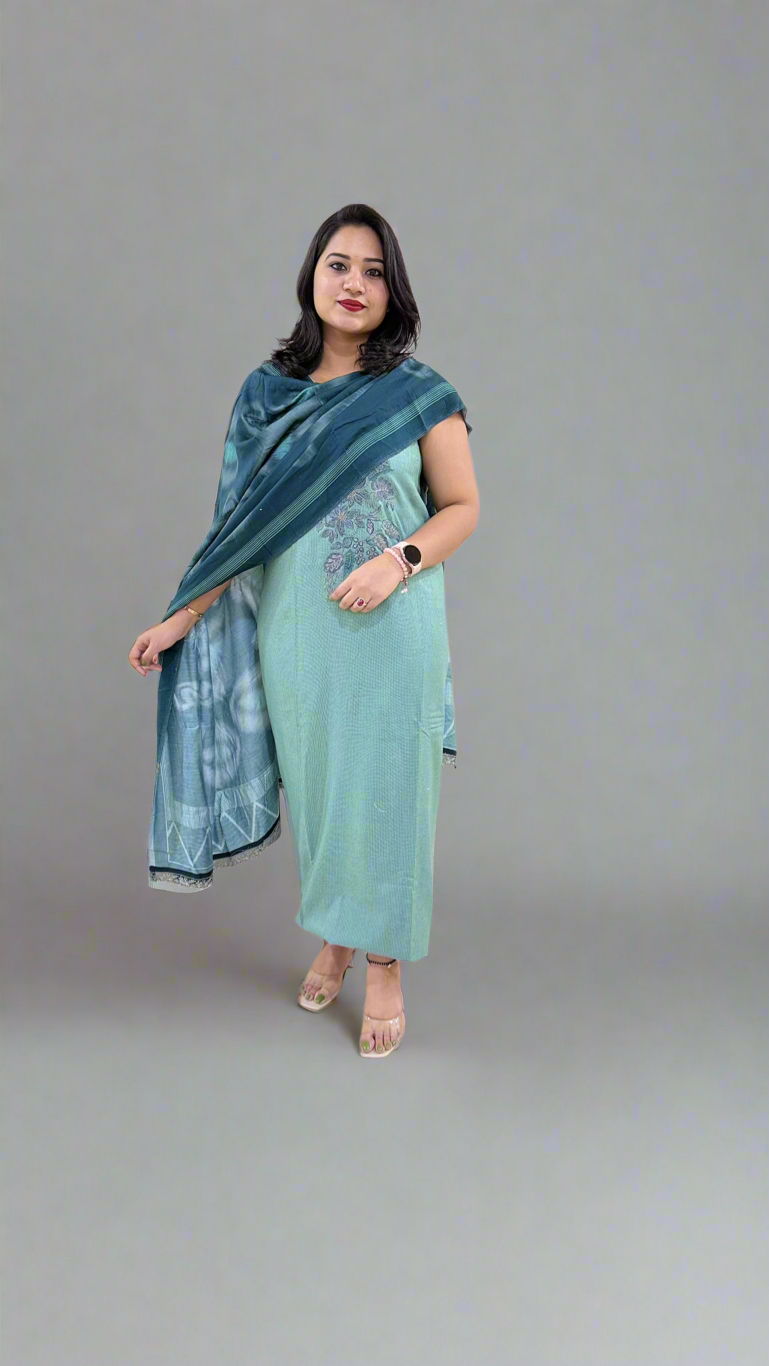 Kashmeeree Lining with Intricate Embroidery Work