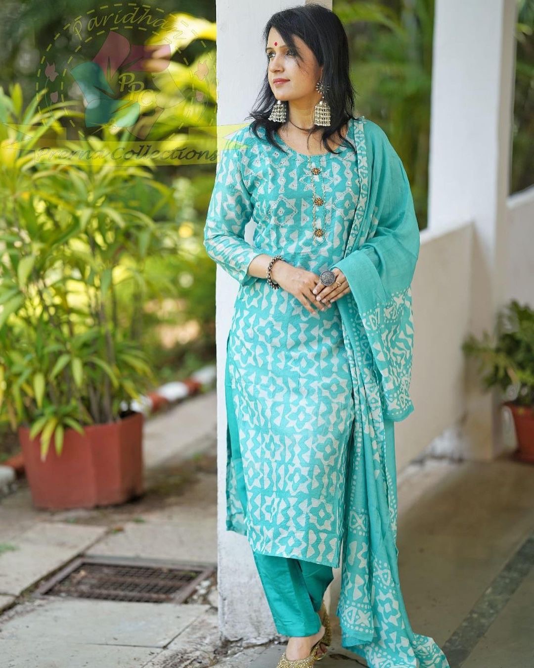 Deal of the Day – a stunning Classic Chanderi Batik 3-piece set