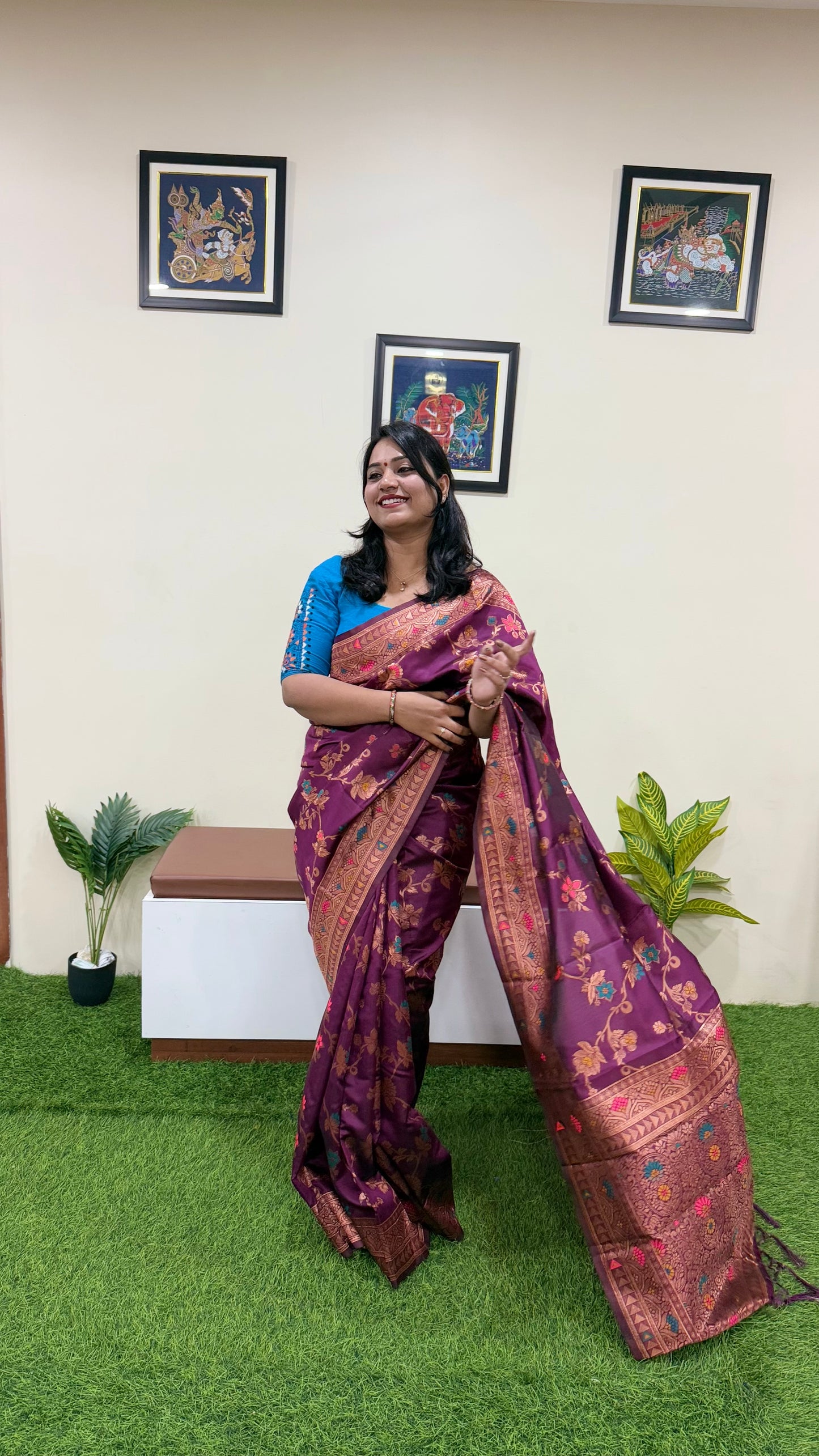 Banarasi Silk Woven Saree Floral Pattern code 296 289