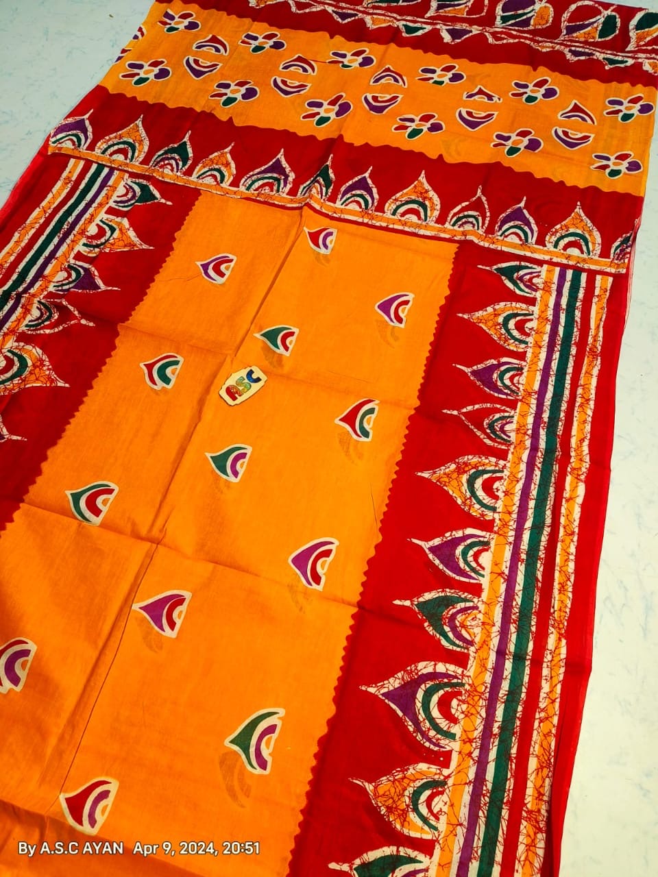 Chic Cotton: Hand-Printed Batik Sarees for Timeless Elegance