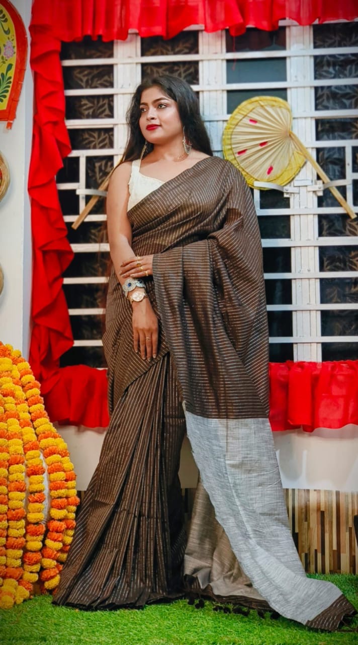 Newly Launched Check Jute Kaddi Saree
