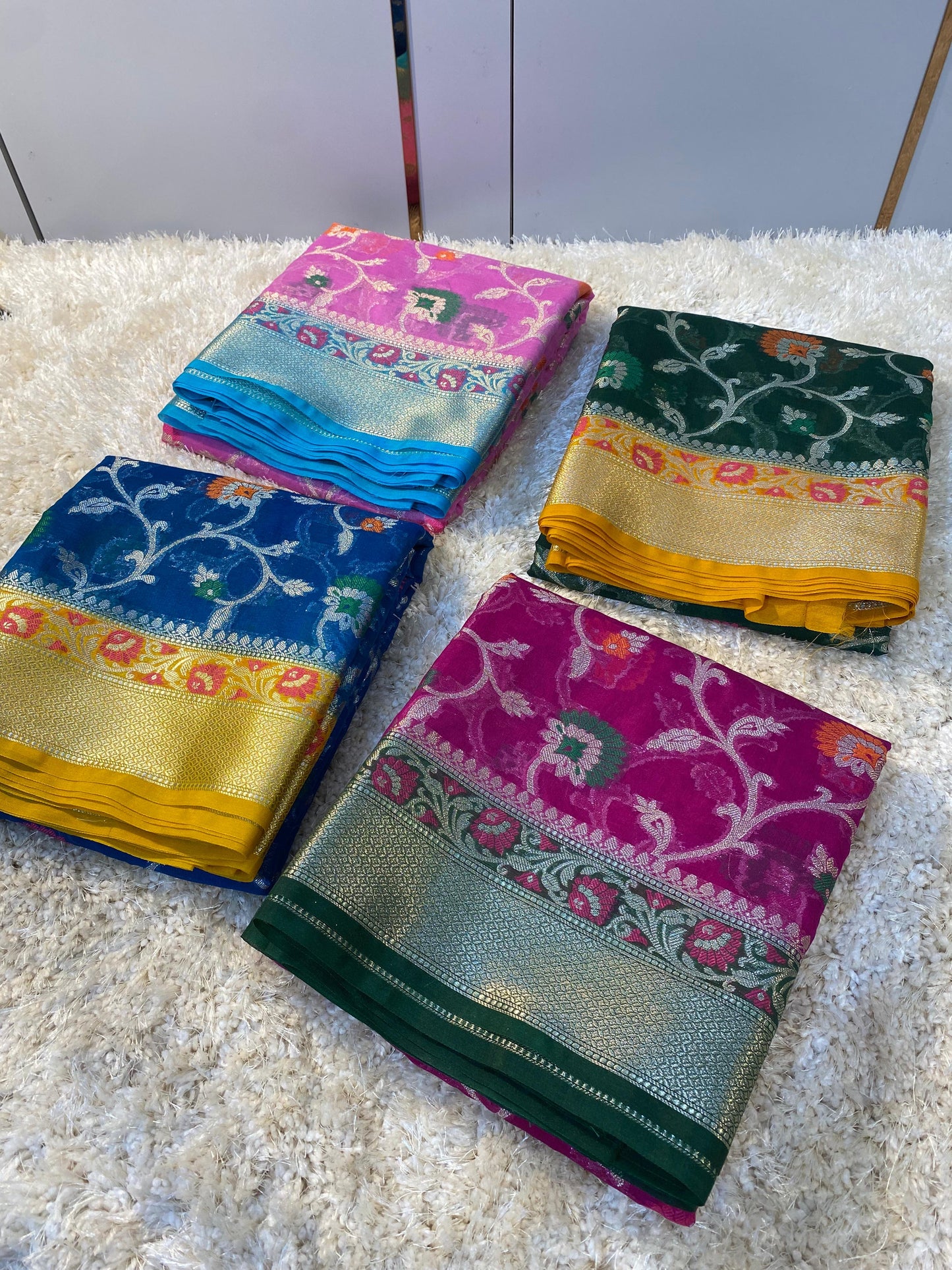 Diwali Dhamaka Offer: Banarasi Meenakari Georgette Silk Saree