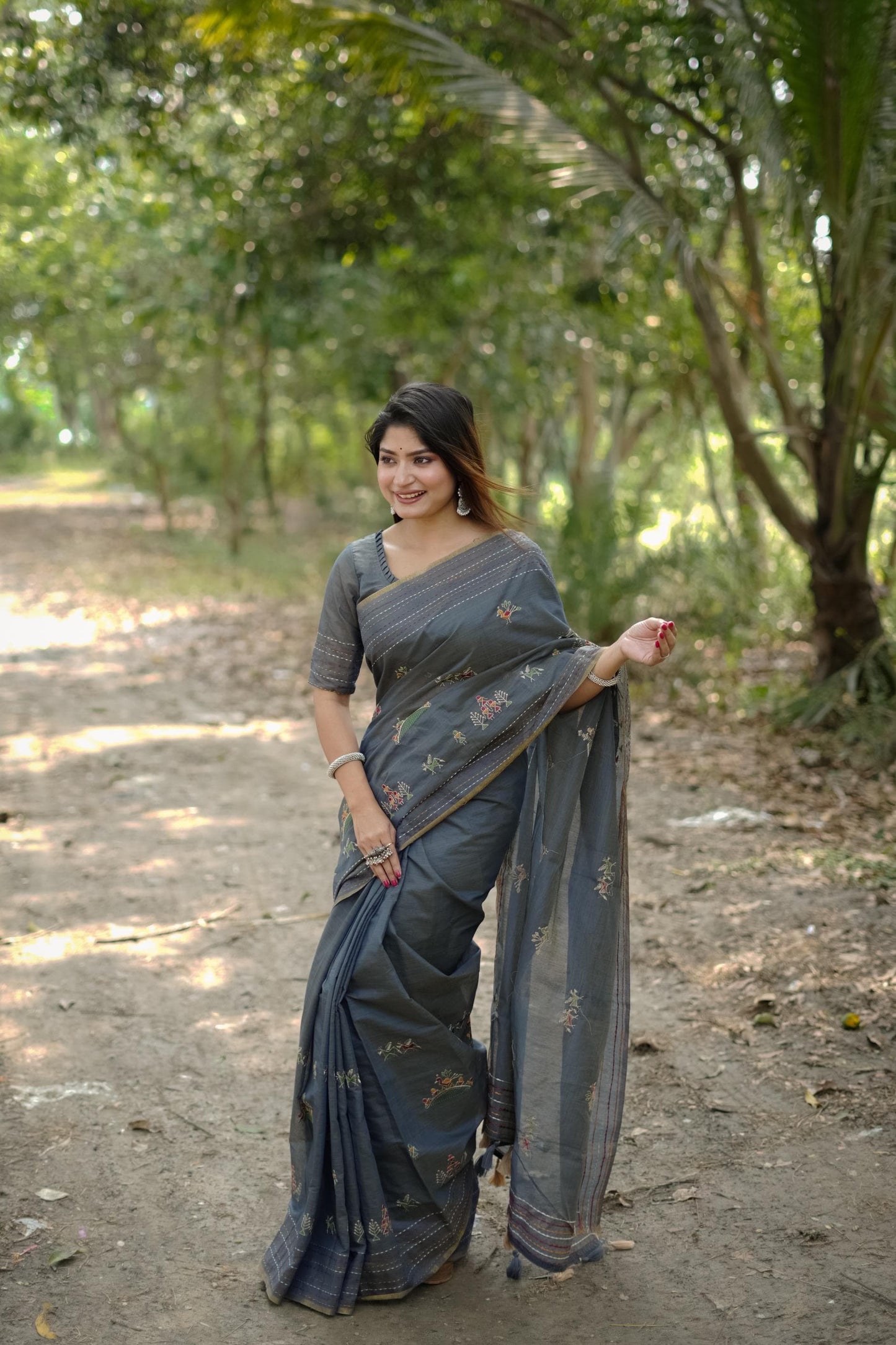 Kantha Stitch Border Saree Premium Kaadi Tussar Silk Saree