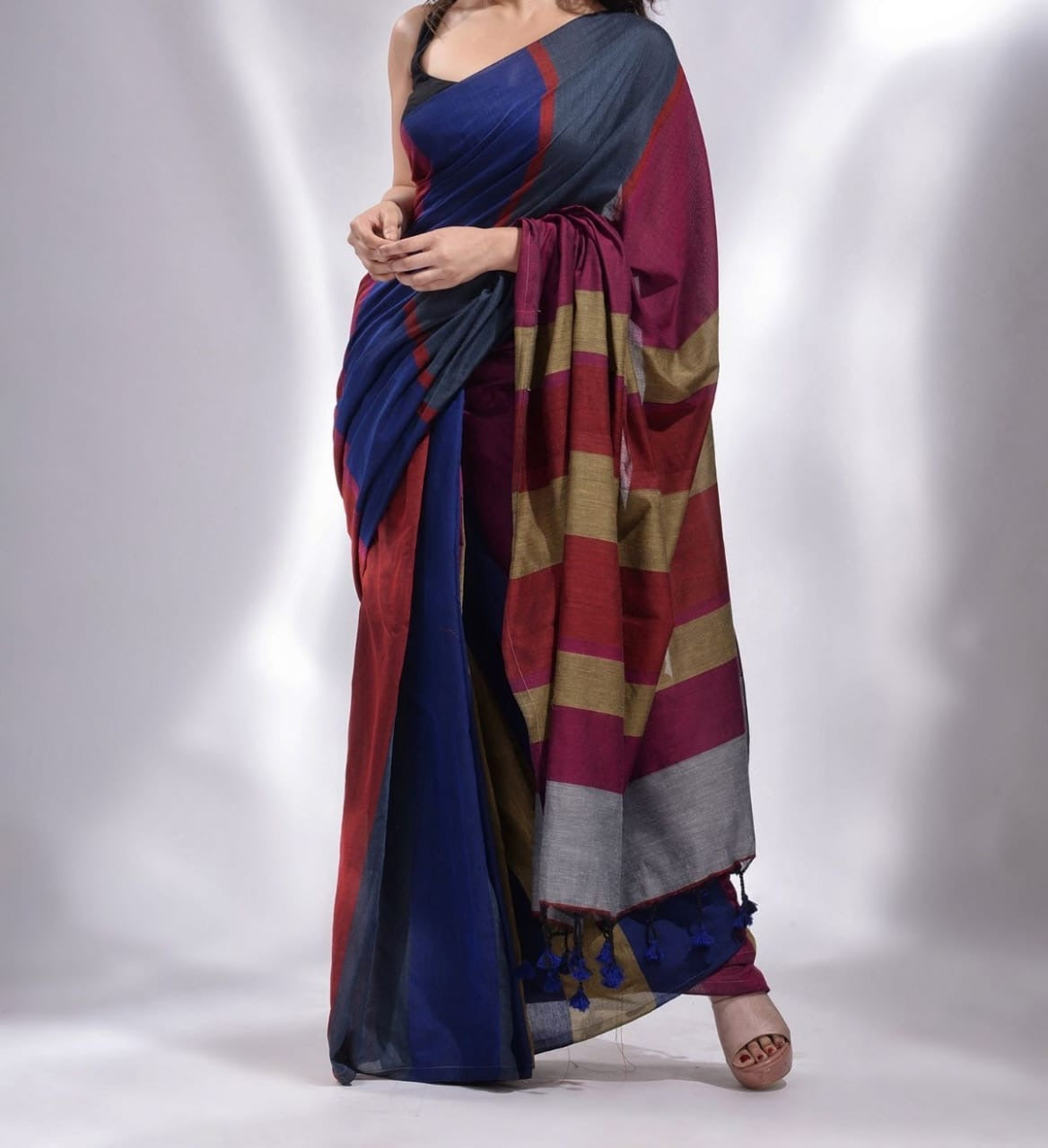 Newly Launched Rangoli Stripe Kaadi Saree
