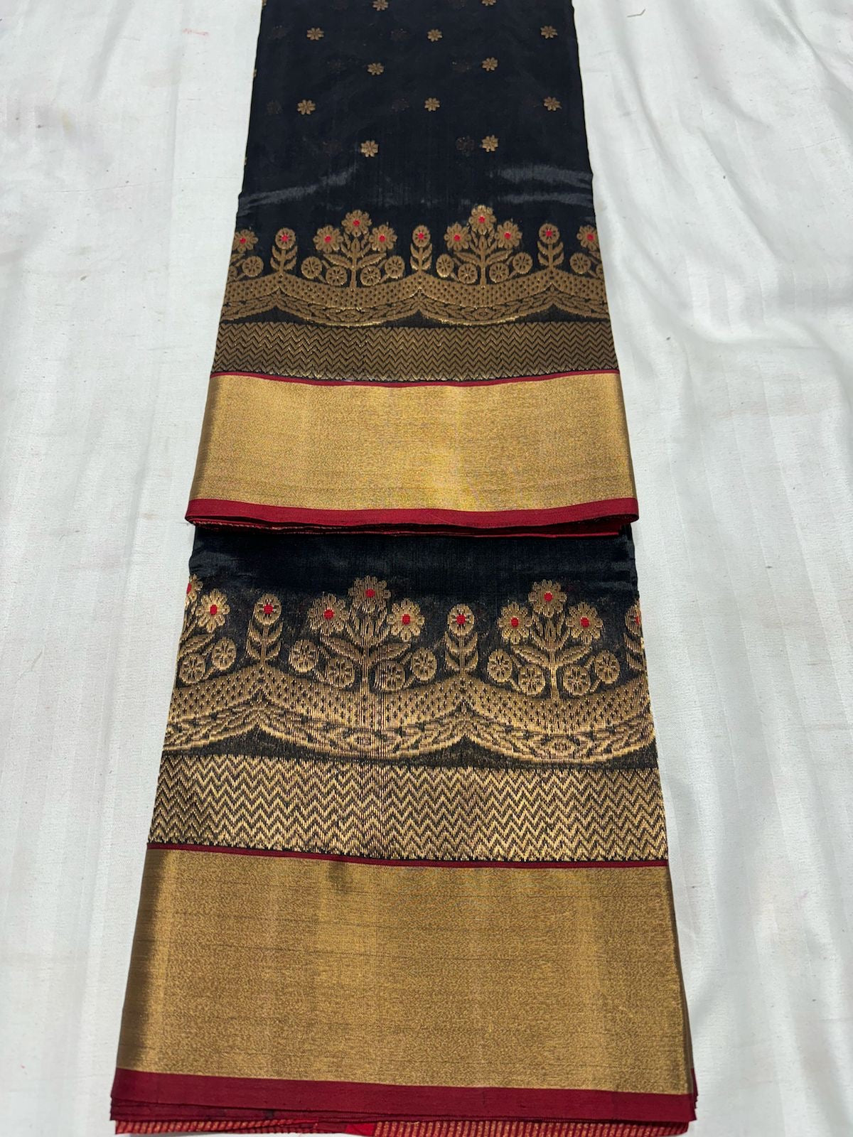 Pattu Silk All Over Butte Minakari Handborder Saree