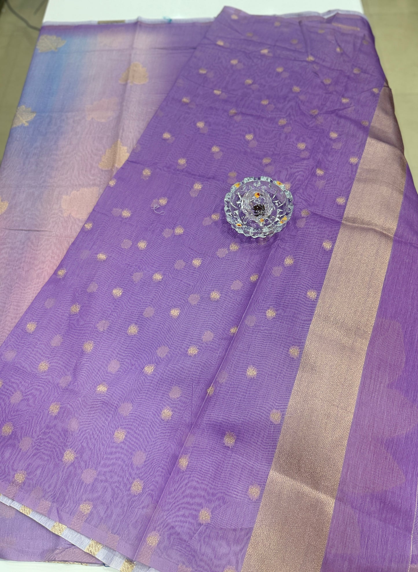Soft Handloom style Silk Saree with Zari Leaf Weaving and Gradient Shading – Festive Wear Saree for Women