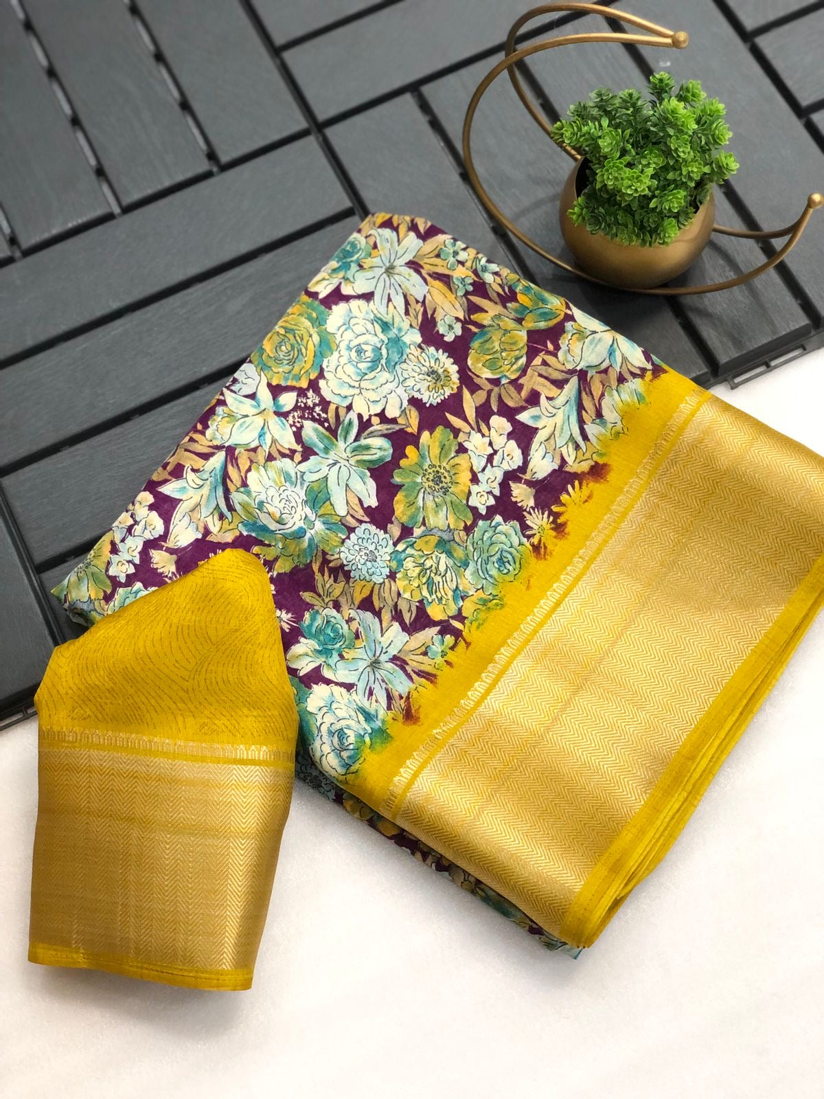 New Arrival: Exquisite Soft Dola Silk Saree with Heavy Jacquard Border