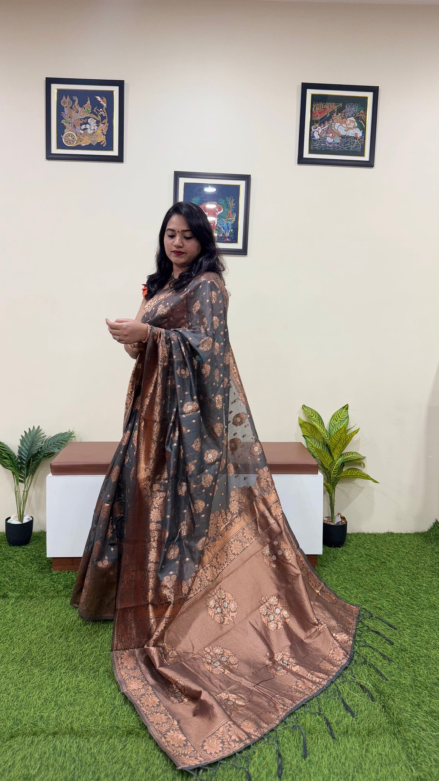 Semi Chanderi Woven Saree Code : 189 & 286 (blue)