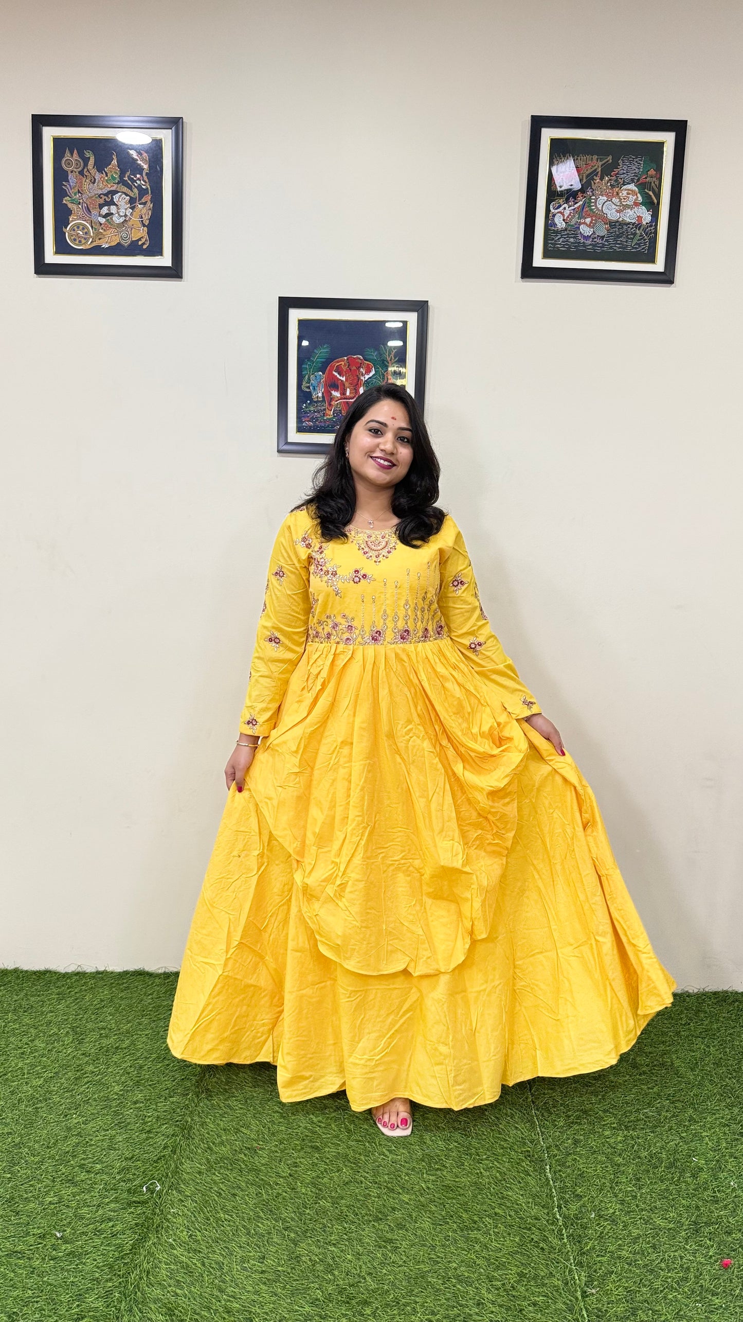 Long Embroidery Designer Wedding Party Wear Elegant Gowns