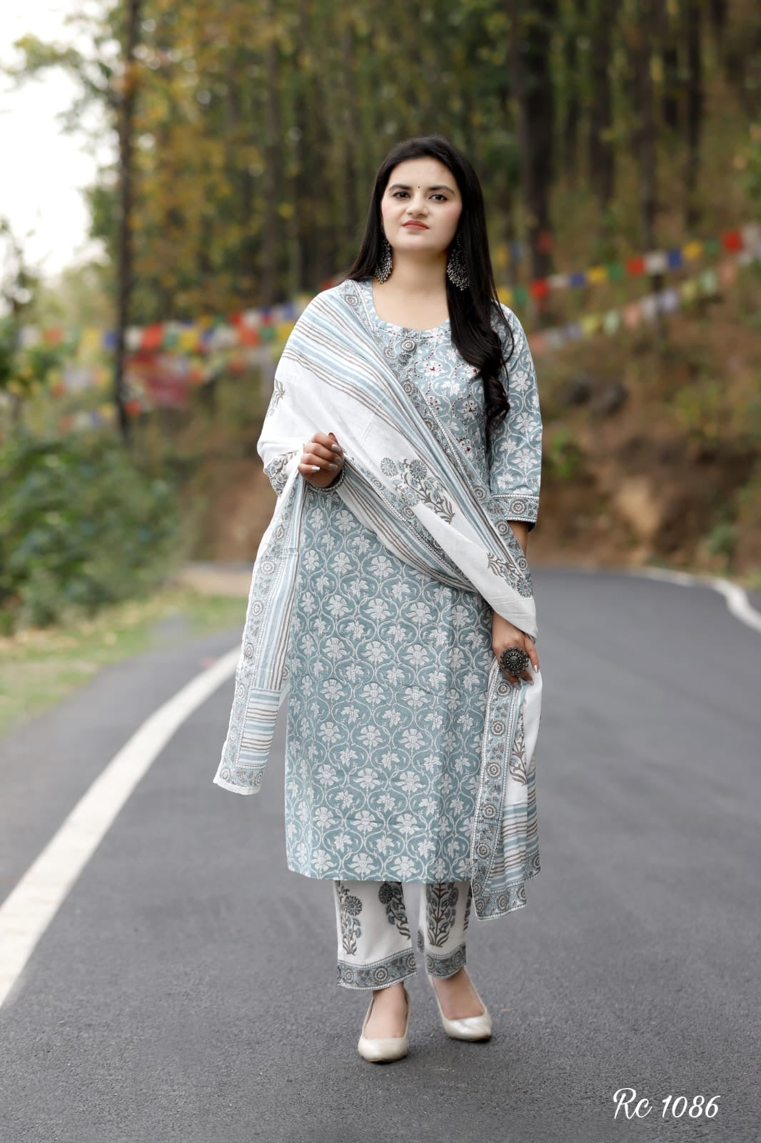Cotton Straight Suit with Handblock Print and Katha Embroidery – Kurta Pant Dupatta Set for Women