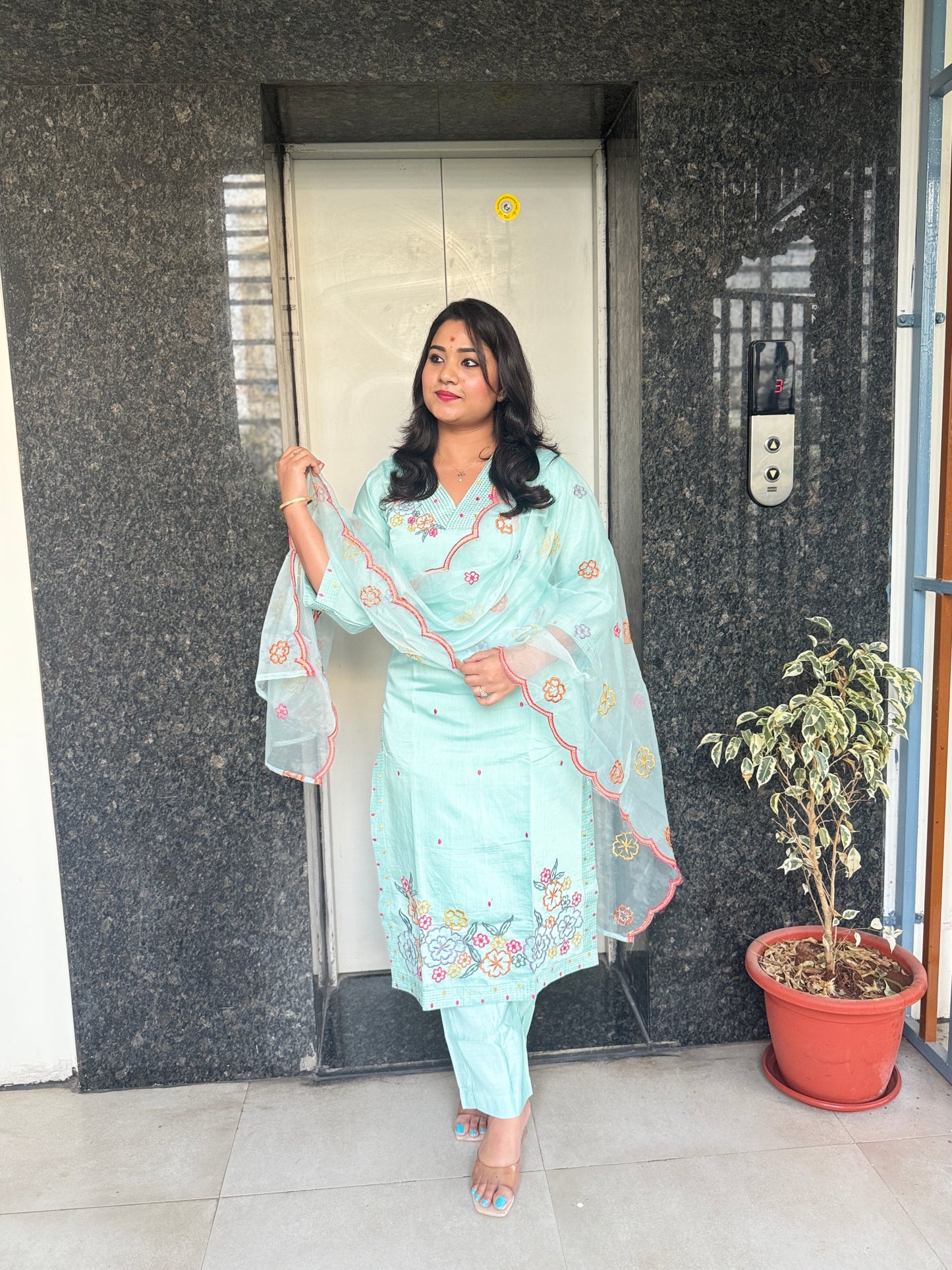 Modal Silk Kurta Pant Dupatta Set with Embroidery Work – Women’s Ethnic Wear (Sizes M–2XL)