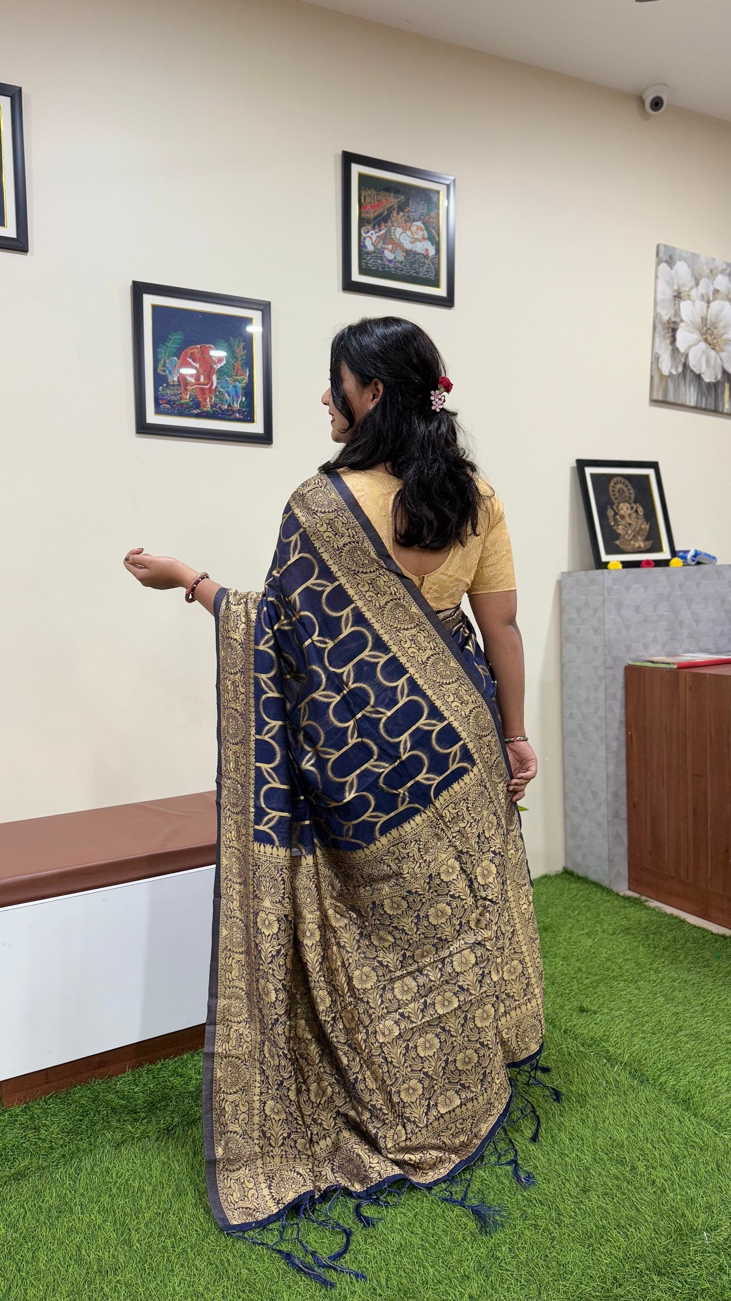 Semi Chanderi Woven Saree Code : 265