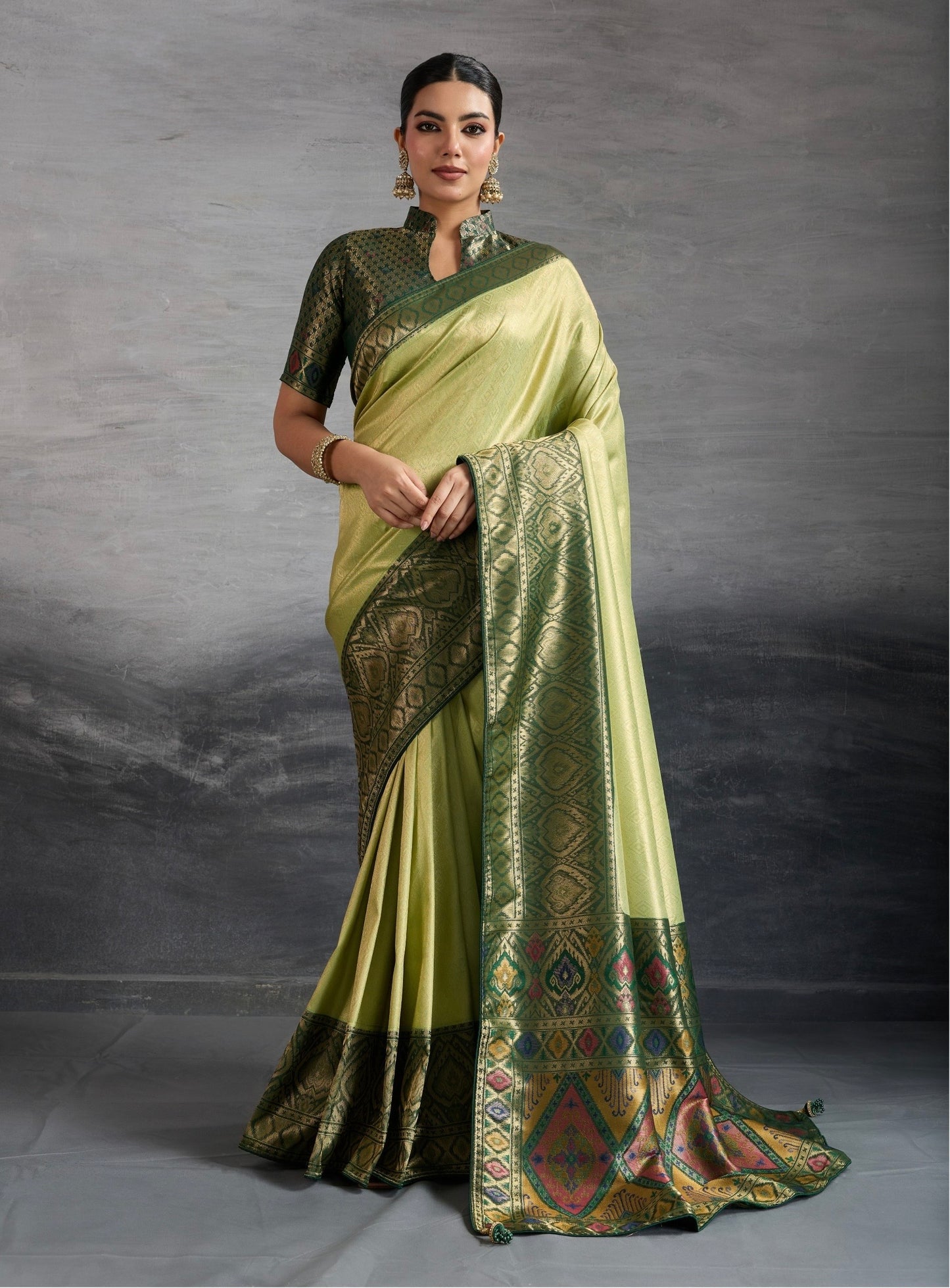 Kanjivaram Soft Silk Saree with Double Zari Weaving and Meenakari Pallu for Women
