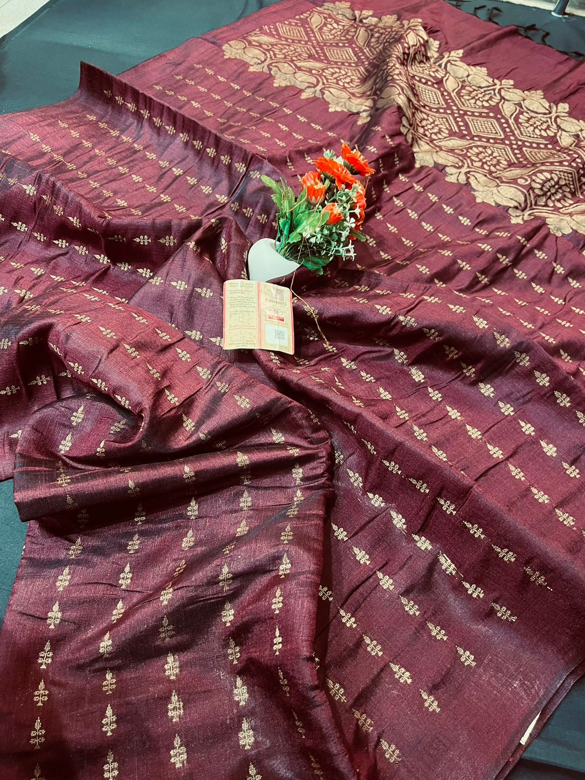 Pure Raw Silk Handloom Weaved Saree