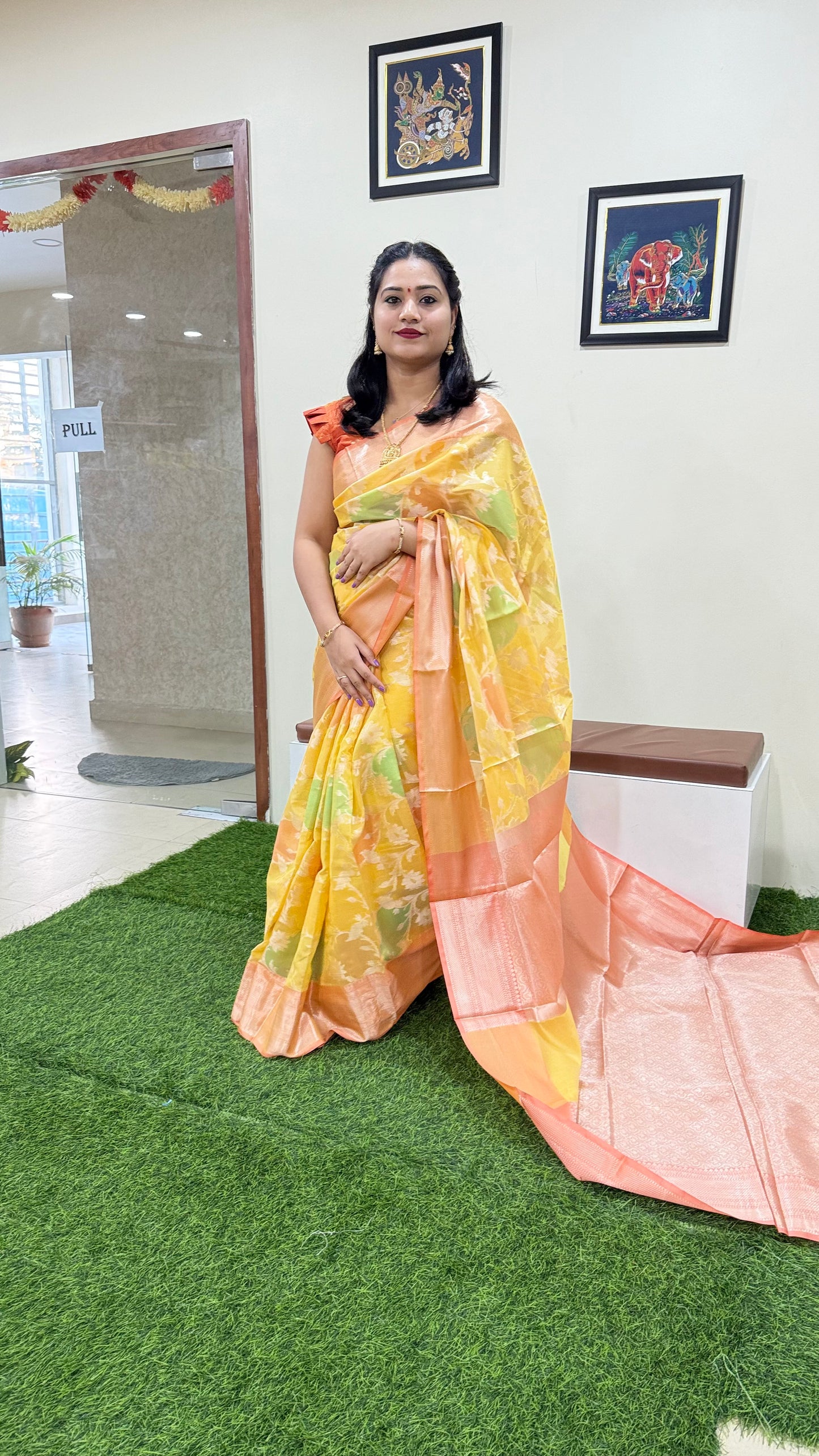Banarasi Alfi Rangkat Silk – The Epitome of Elegance