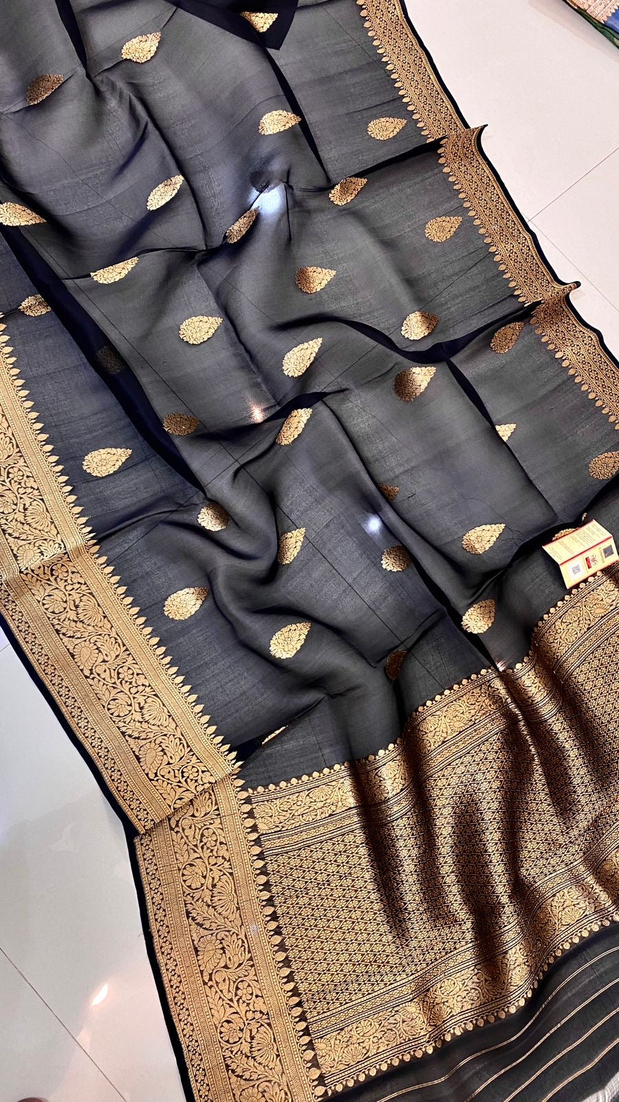 Exclusive Pure Handloom Banarasi Kora Organza Saree