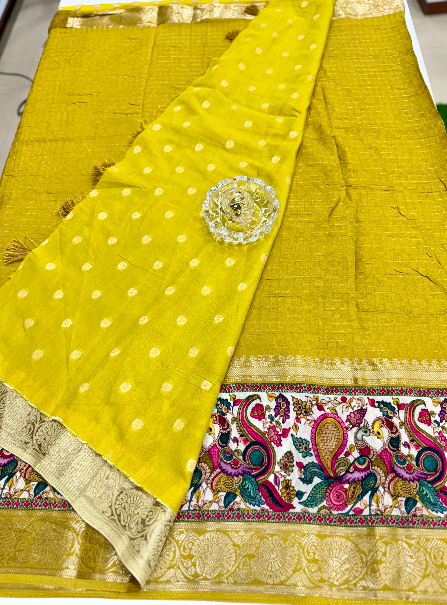 Russian Bentex Border Chittpallu Viscose Crepe Silk Saree with Zari Weaving – Festive Wear