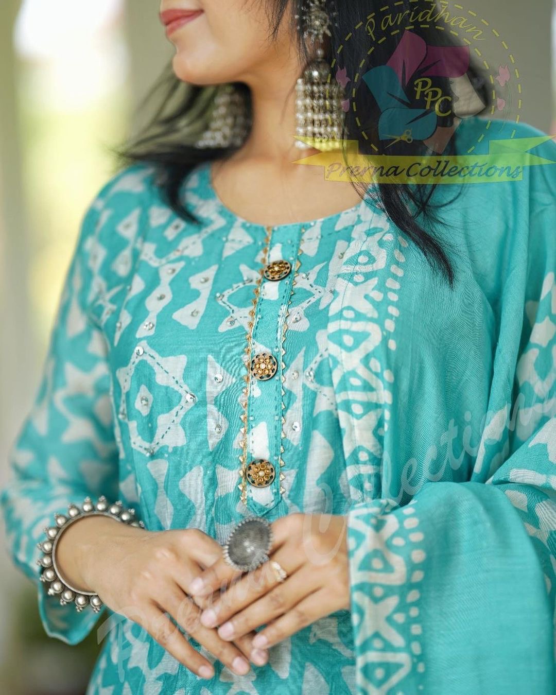 Deal of the Day – a stunning Classic Chanderi Batik 3-piece set