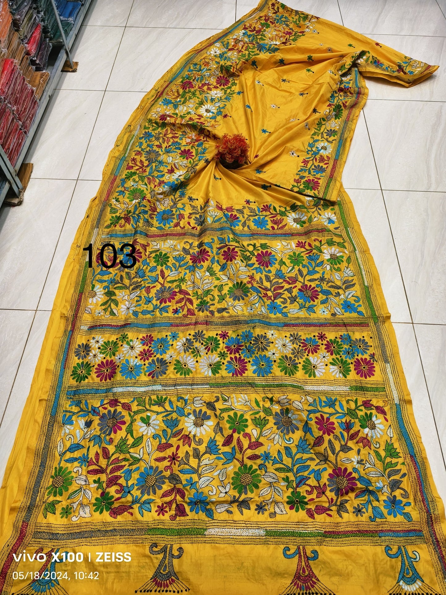 Elegance Redefined: The Blended Bangalore Silk Kathastitch Saree**