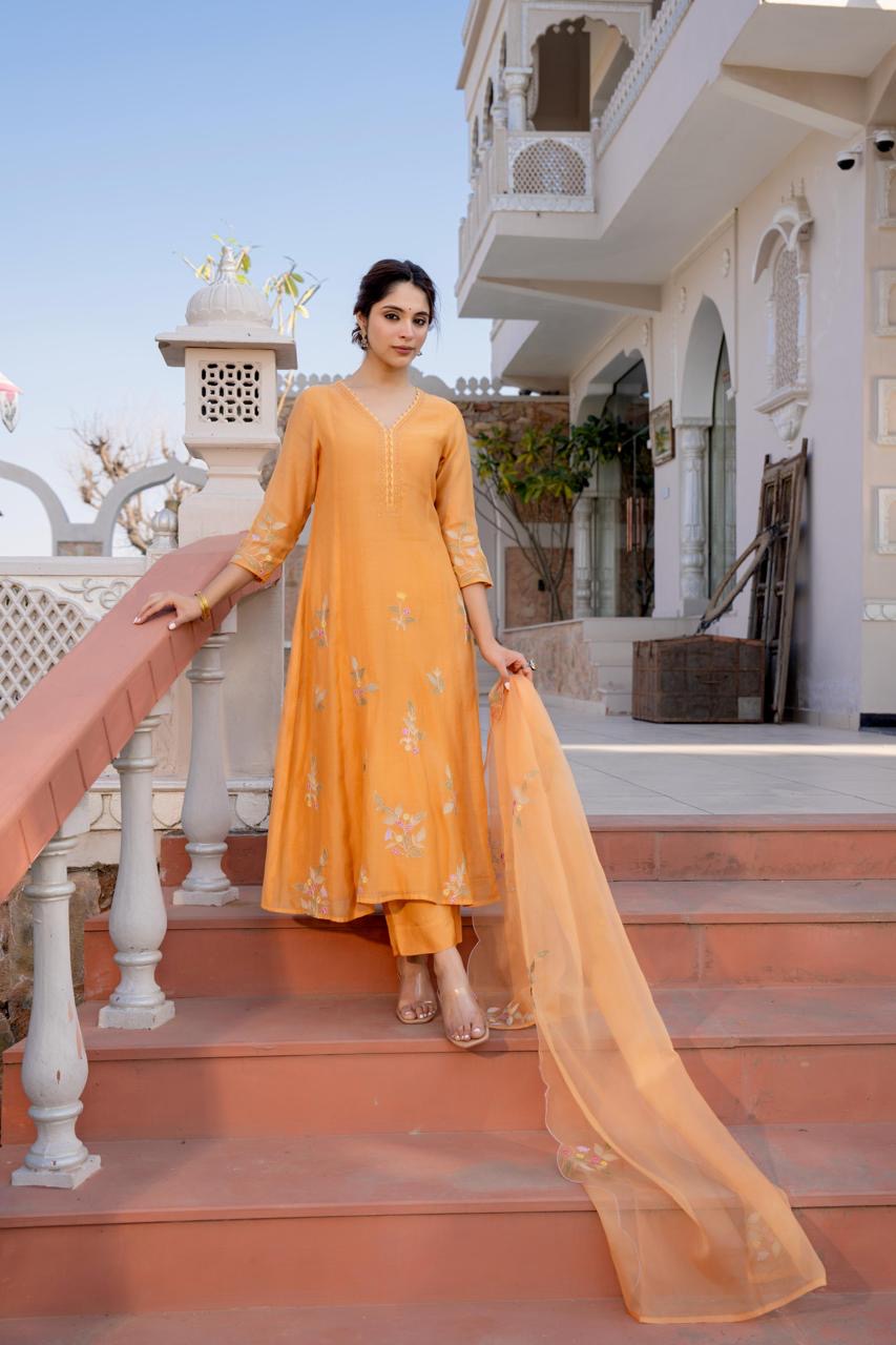 Premium Kurta Pant Dupatta Set