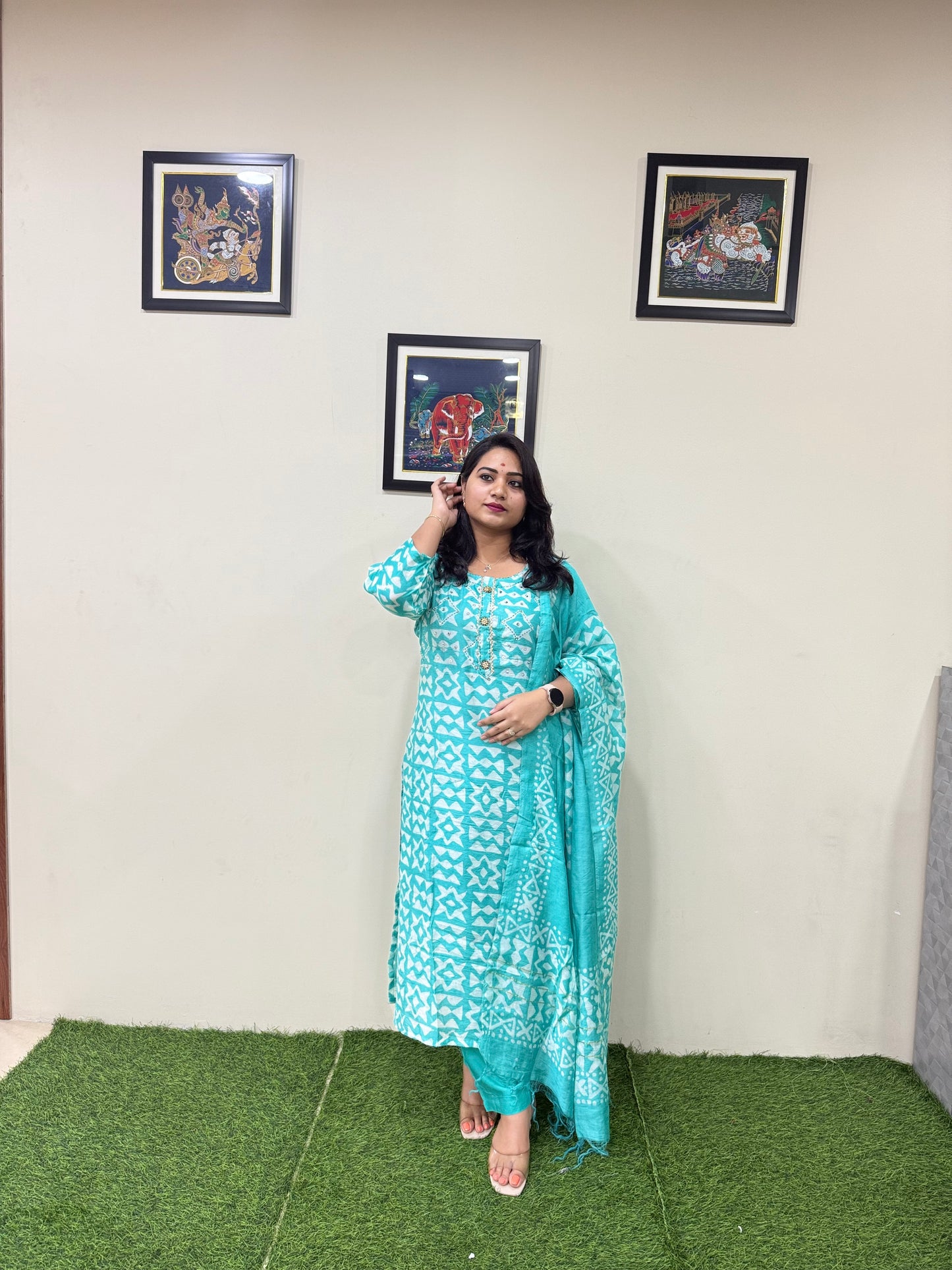 Deal of the Day – a stunning Classic Chanderi Batik 3-piece set