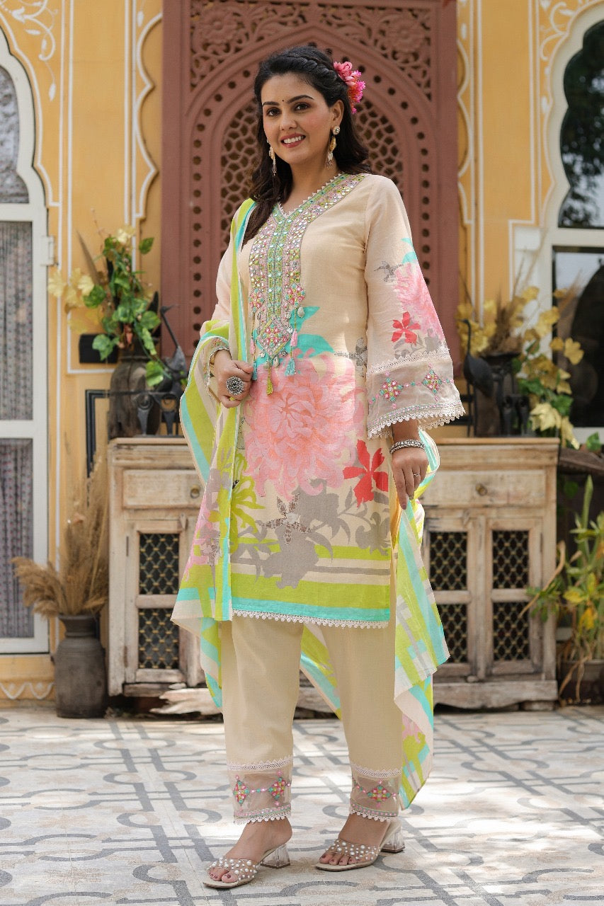 Elevate Your Style with Our Exquisite Mul Cotton Digital Print Kurti Set
