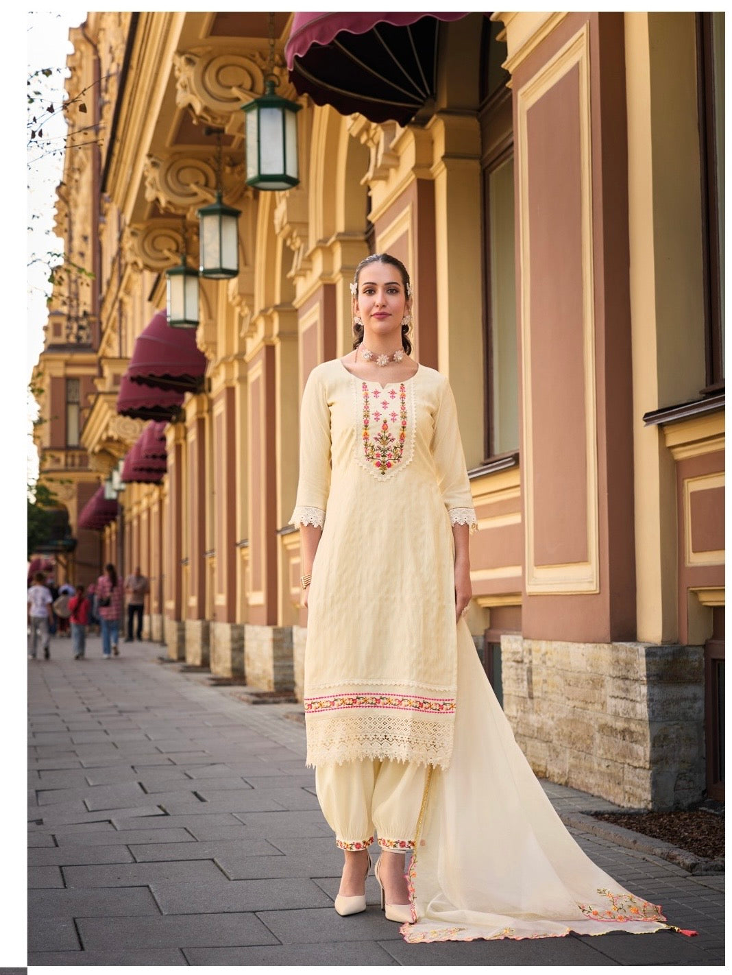 Women’s Self-Jacquard Silk 3-Piece Suit Set with Afghani Bottom and Organza Dupatta – XXL & 3XL