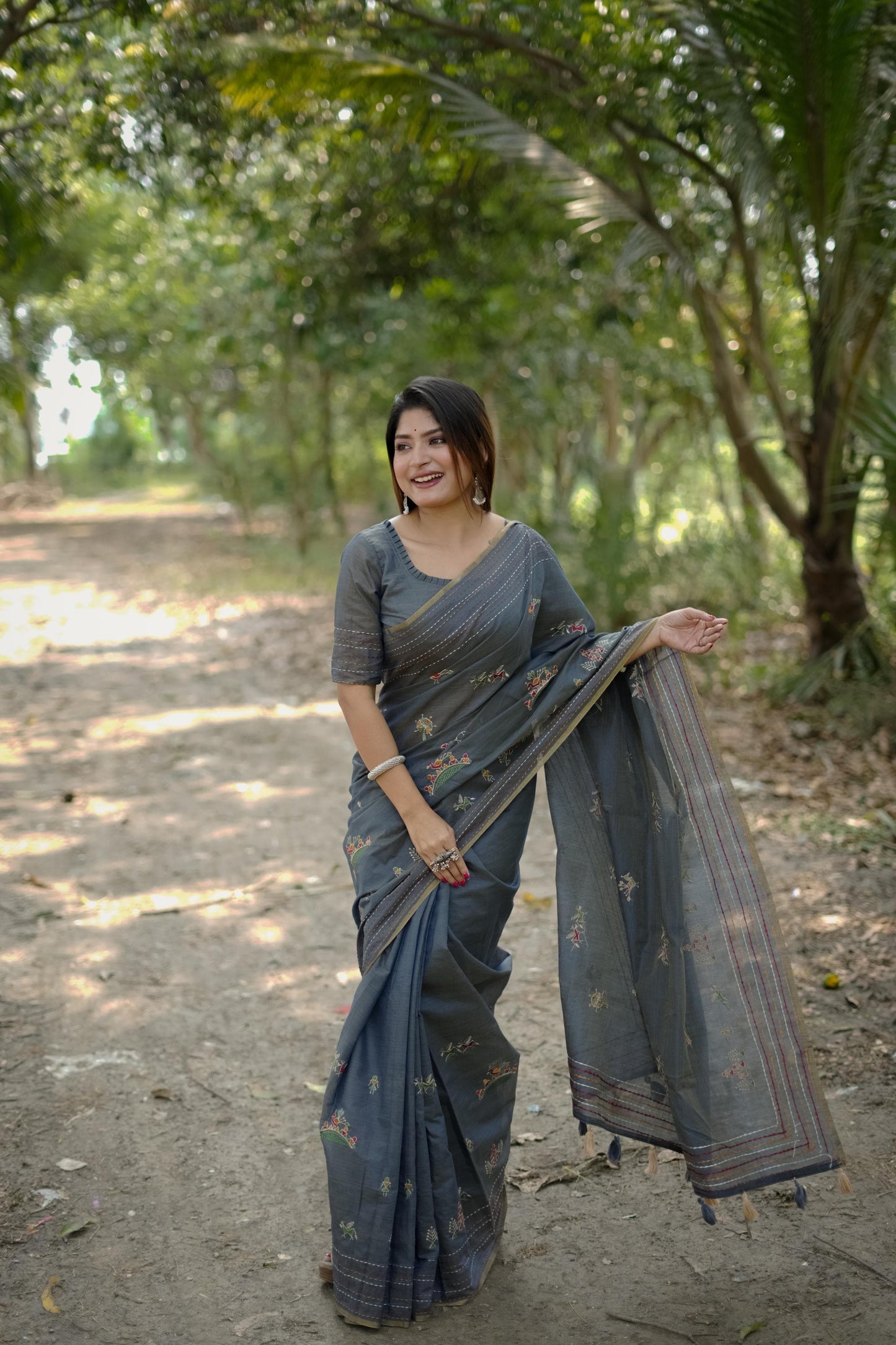 Kantha Stitch Border Saree Premium Kaadi Tussar Silk Saree