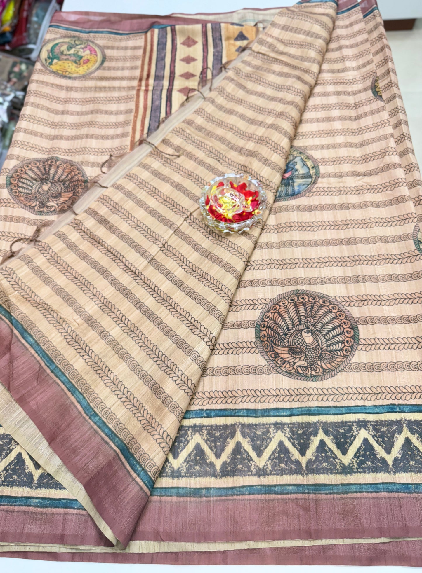 Silk Blend Printed Saree with Traditional Art Motifs and Glossy Texture – Festive Wear for Women