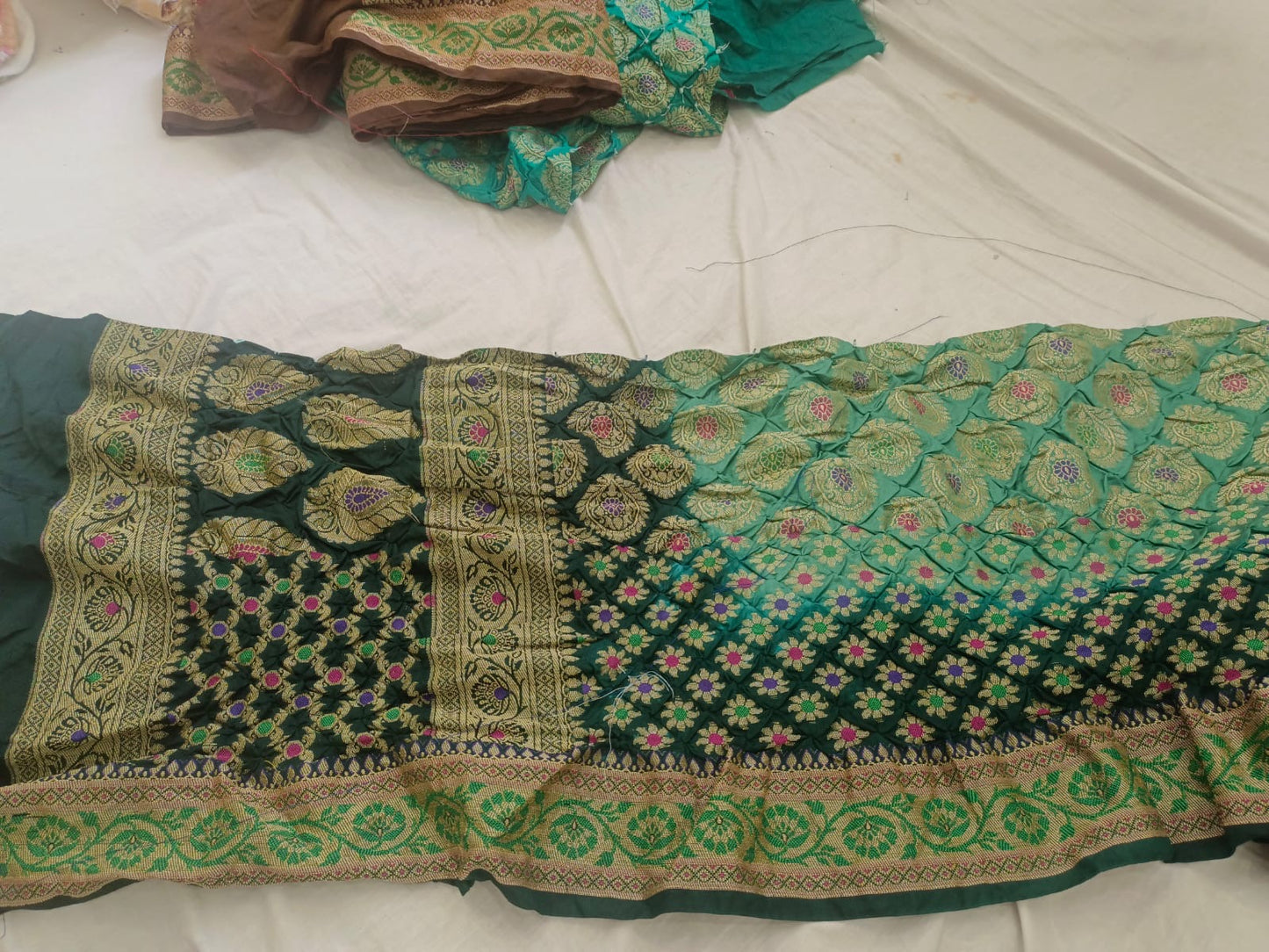 Banarasi Dupiyan Bandhani Saree