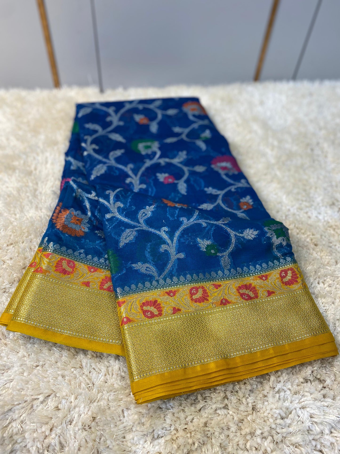 Diwali Dhamaka Offer: Banarasi Meenakari Georgette Silk Saree