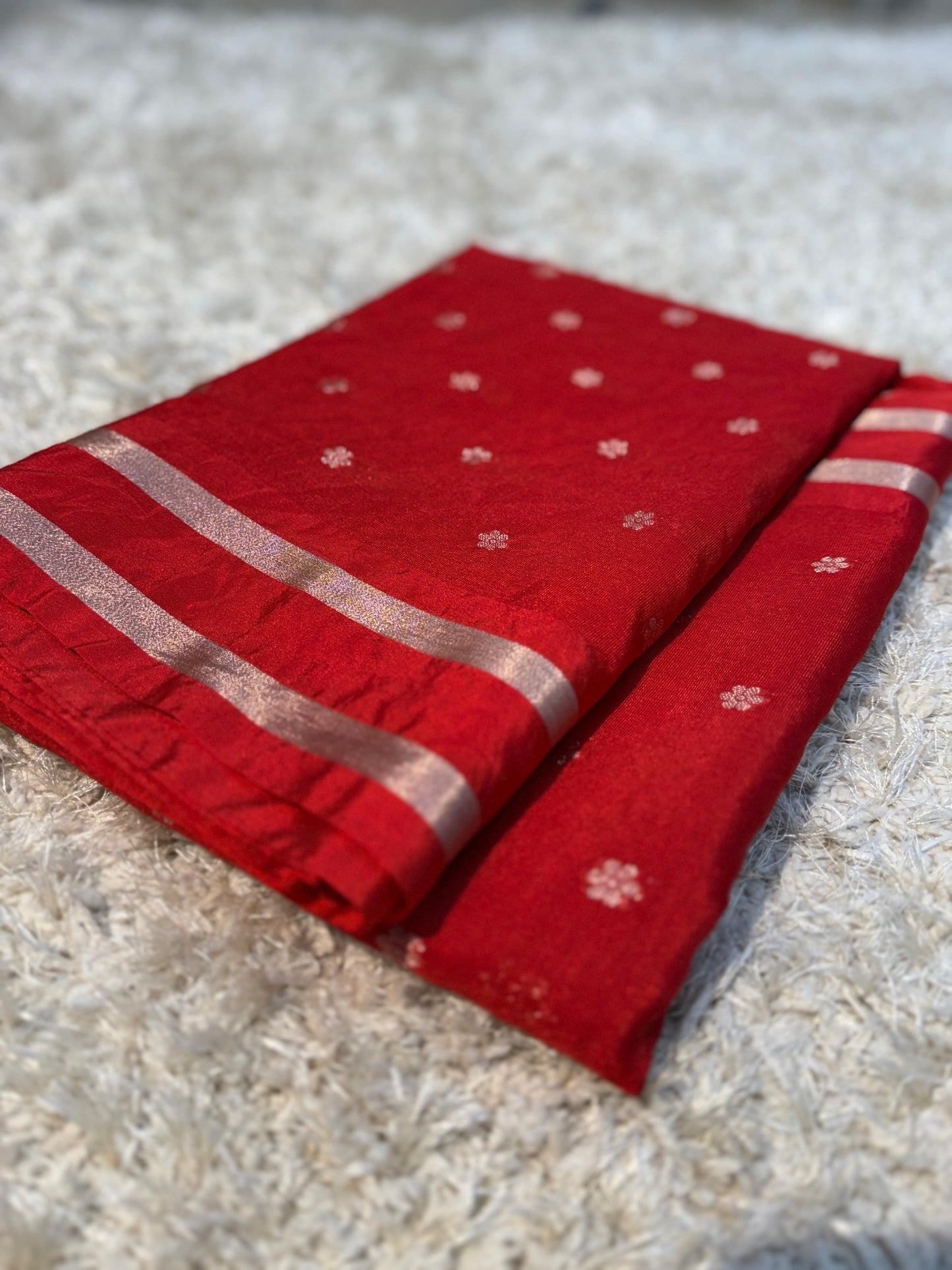 Nayanthara-Inspired Softy Collection: Banarasi Dyeable Silk Saree