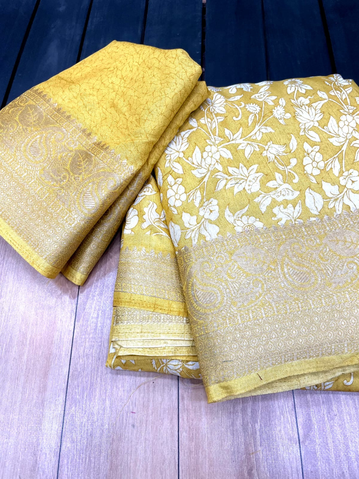 Printed Binni Crepe Silk Saree with Viscose Border