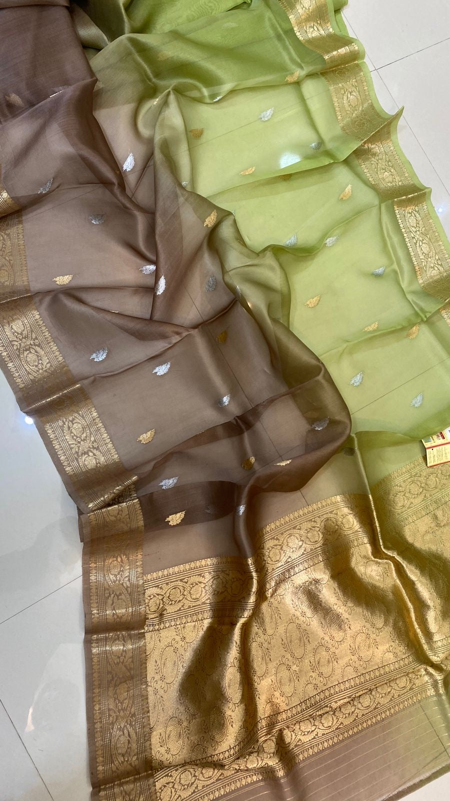 Exclusive Pure Handloom Banarasi Kora Organza Saree
