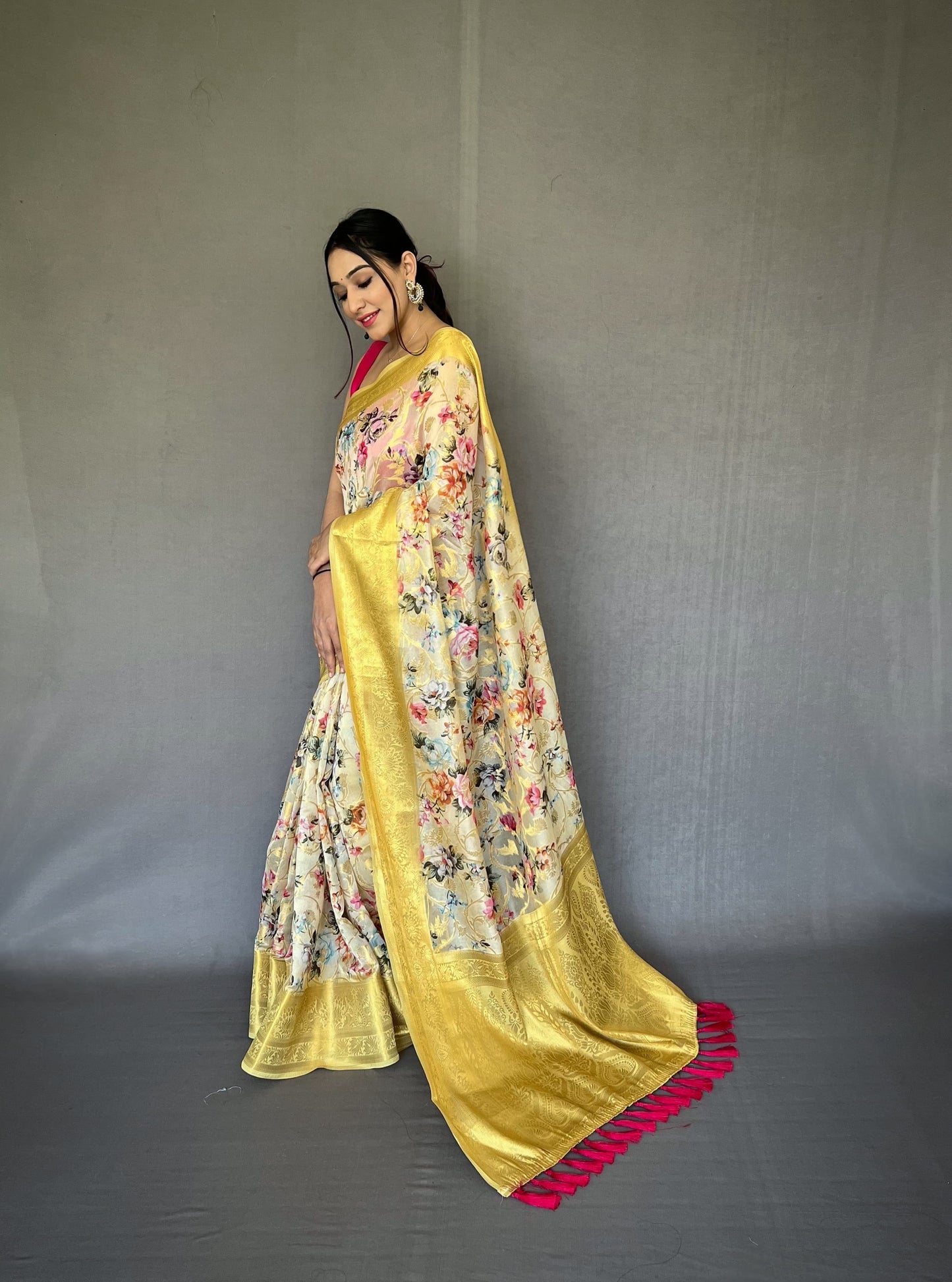 Fresh Arrival: Organza Zari Weaving Saree